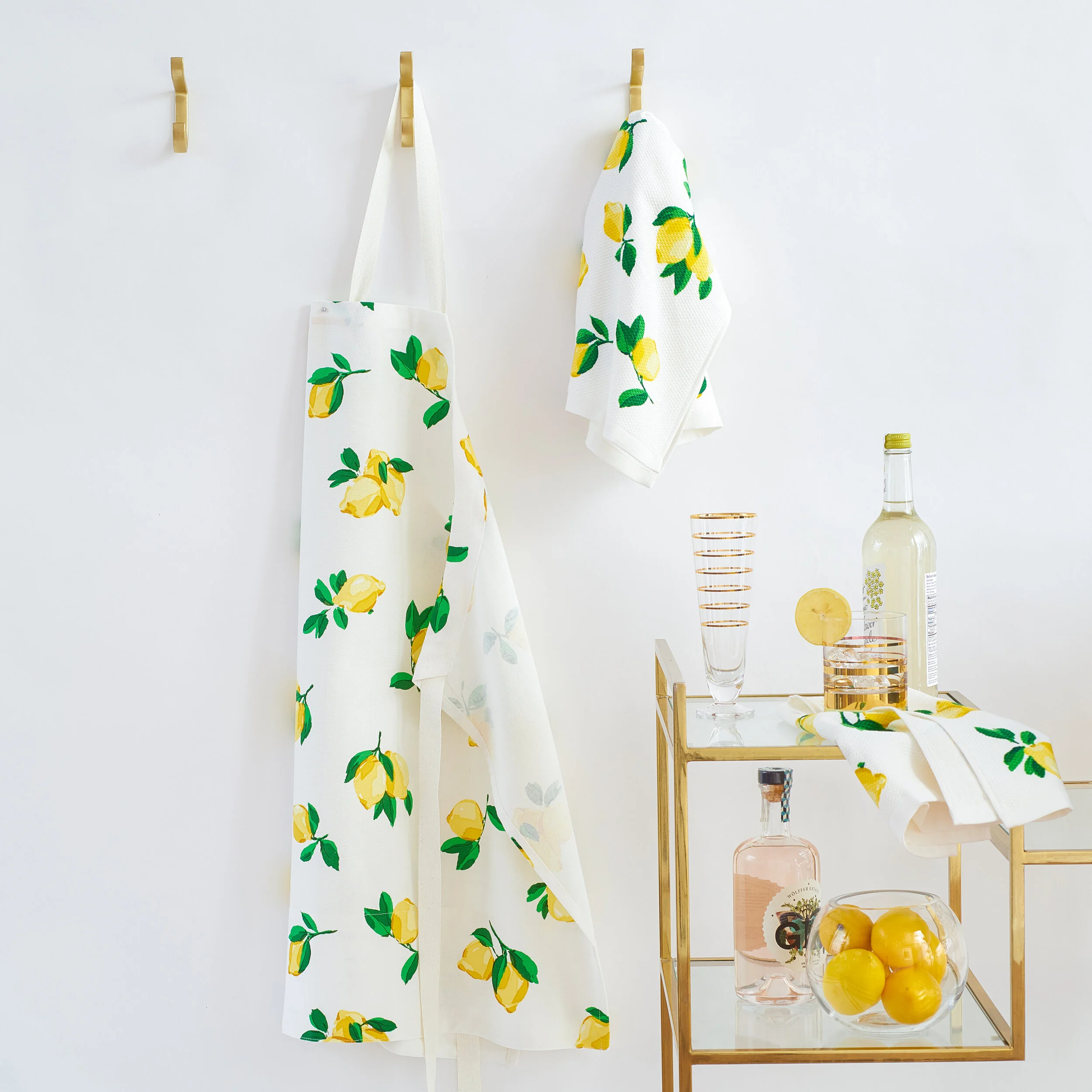 KS_MAKE LEMONADE_APRON_LIFESTYLE.jpg