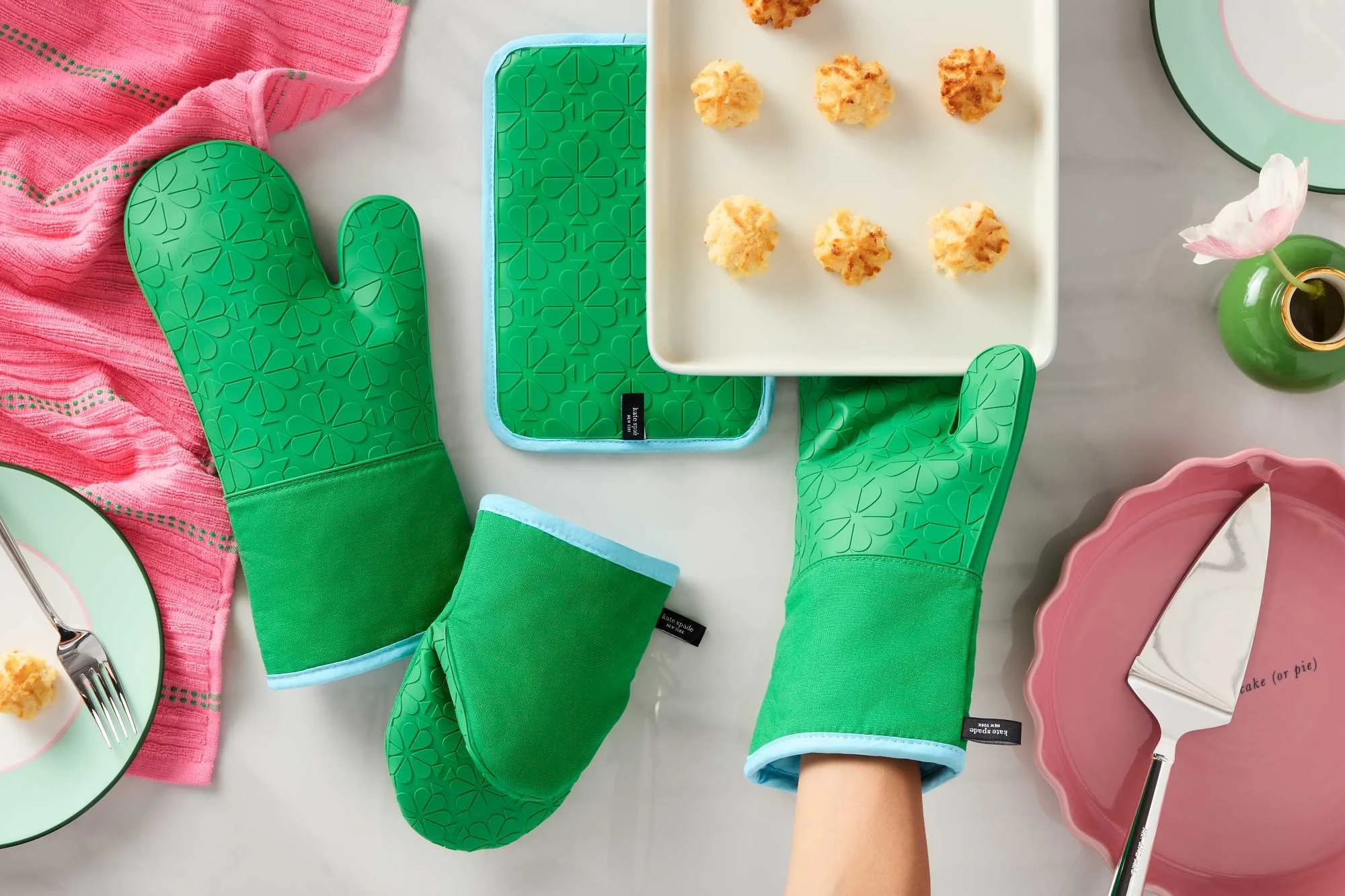 KATE SPADE_SPADE FLOWER_GREEN_COMBO-LIFESTYLE.jpg