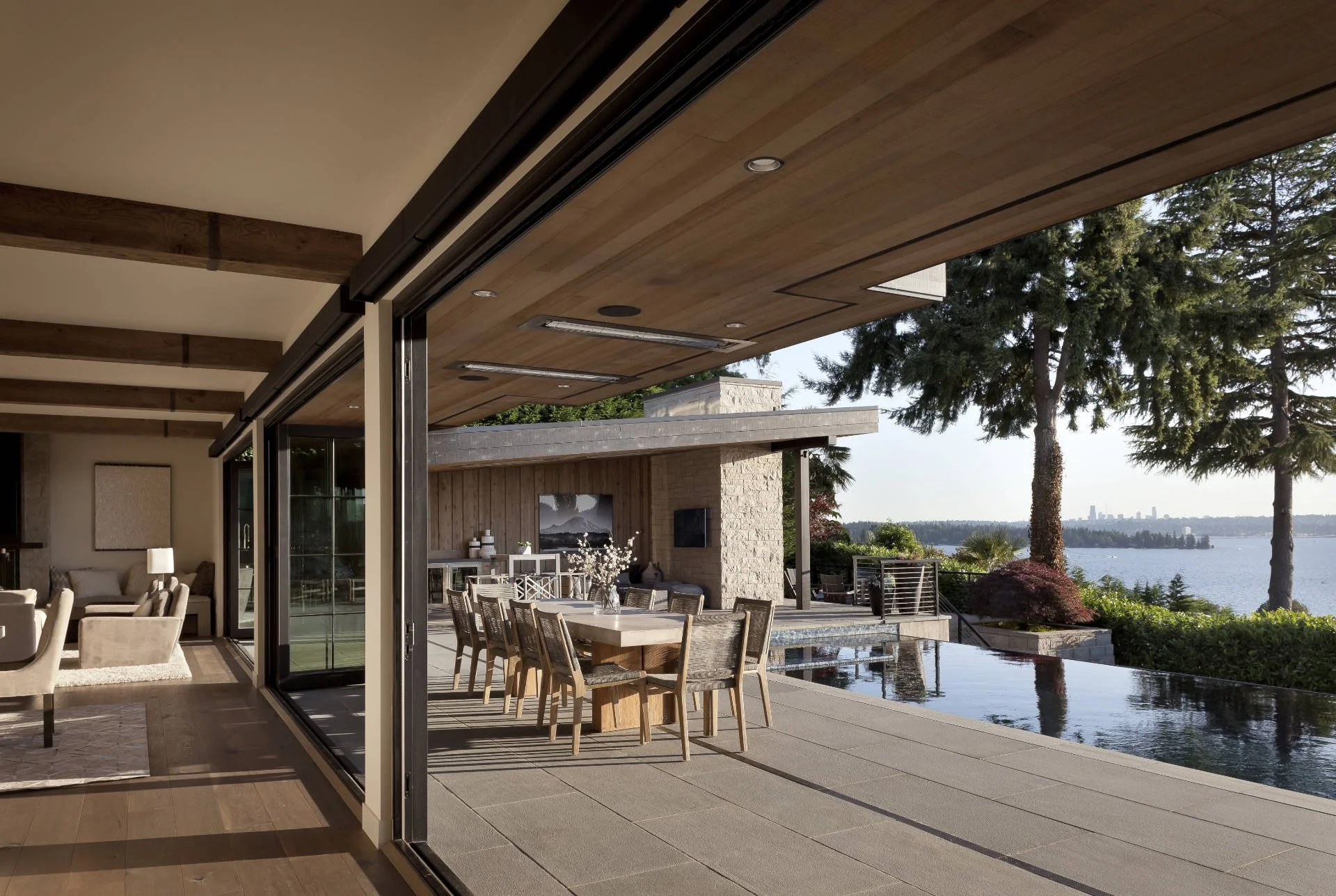 12 - KIRKLAND-SEATTLE-RESIDENTIAL-ARCHITECTURE-NEW-HOME-EXTERIOR-DECK-POOL-HERO.jpg