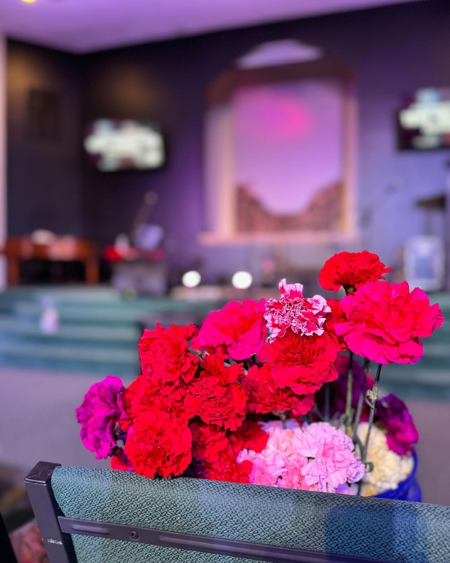It was a beautiful Sunday at Hope City for Mother&rsquo;s Day, and we had such a sweet time in the presence of the Lord. We are thankful for what He&rsquo;s done and believing with expectancy for what He&rsquo;s going to do. 🖤🕊️

Have a great week!