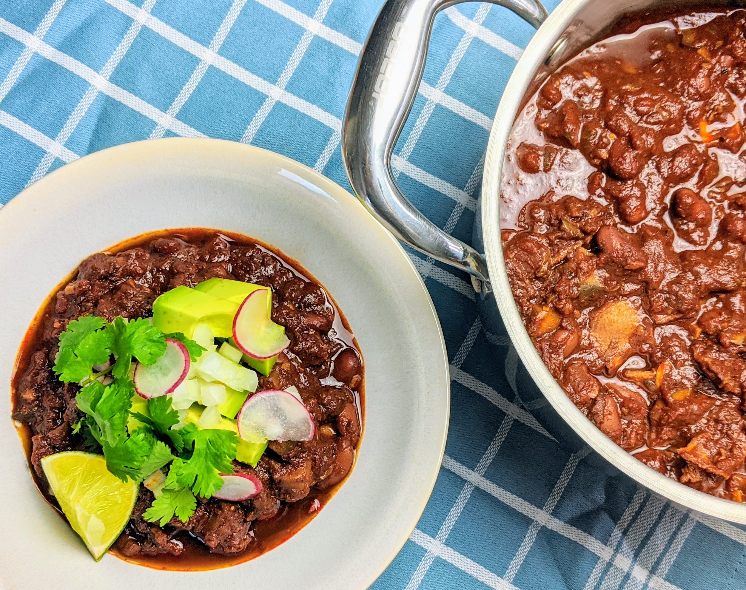 Chipotle Chili con Hongos (Smokey Mushroom Chili)