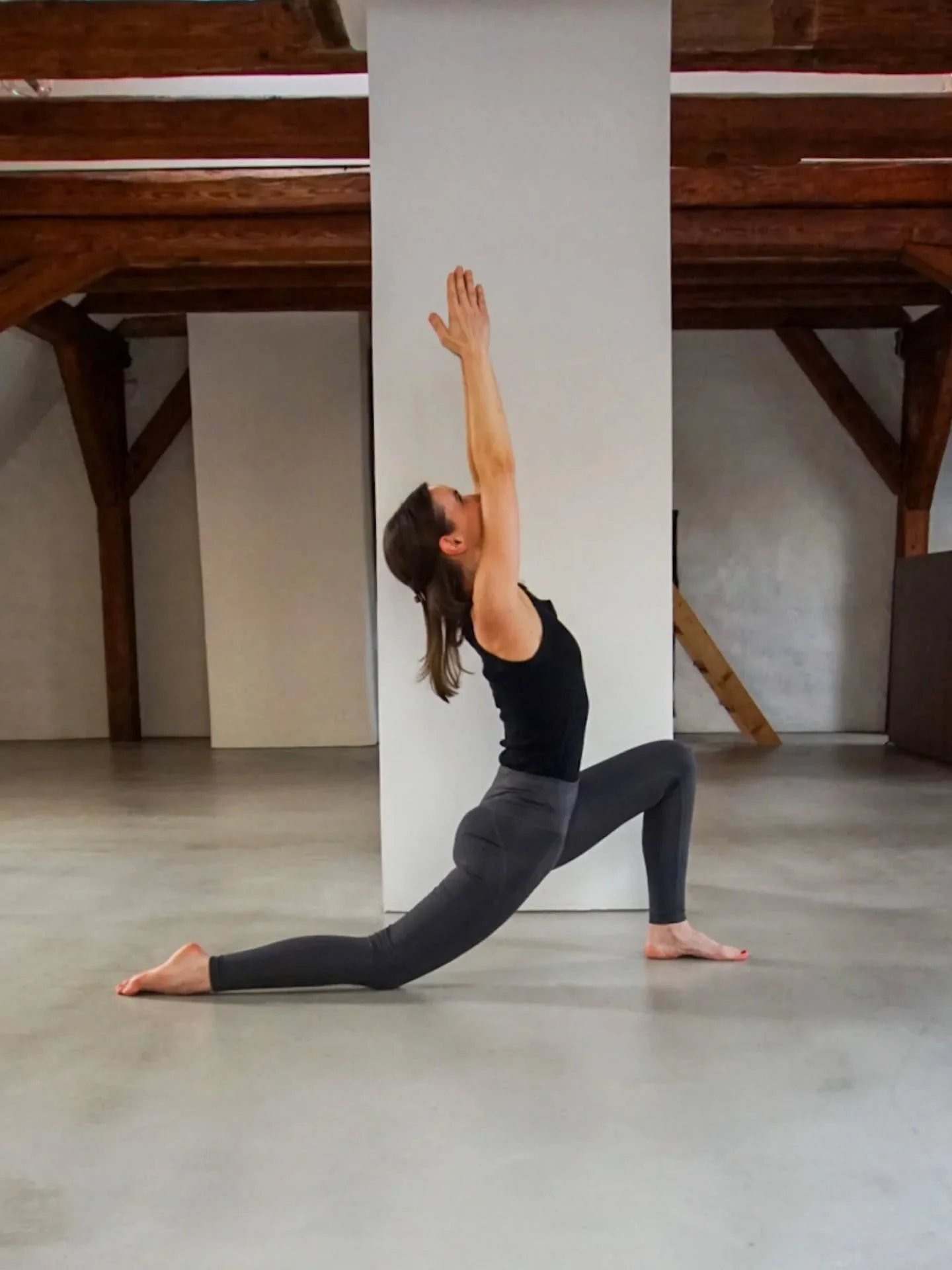 'R&uuml;ckbeugen' und 'Herz&ouml;ffner' sind zwar irgendwie komische Yoga-Ausdr&uuml;cke, die &Uuml;bungen sind aber dennoch genial 😄
Diese Woche sind sie unser Themenschwerpunkt im Donnerstagsyoga! 🐍

Bis morgen auf der Matte 🫶
17:30 bis 19 Uhr
O