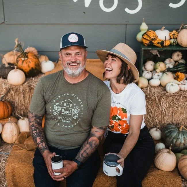 YOUR PERFECT FALL DATE NIGHT IS ALMOST HERE! The Grown-Up Pumpkin Patch happens this Saturday, October 18 in West Sacramento. 🍂

🎟️ Tickets include:
-A stroll through the you-pick flower patch (mini vase included!)
-A cozy evening with live music u