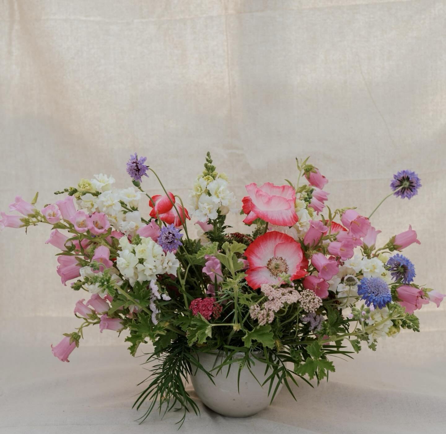 HOW TO DO STUFF WITH FLOWERS. A workshop. 

If you&rsquo;ve ever brought home flowers and then thought, &ldquo;OK. Now what?&rdquo; &mdash; our April 4 workshop is for you.

We&rsquo;re hosting our playful and lovely Floral Design Basics class for pe