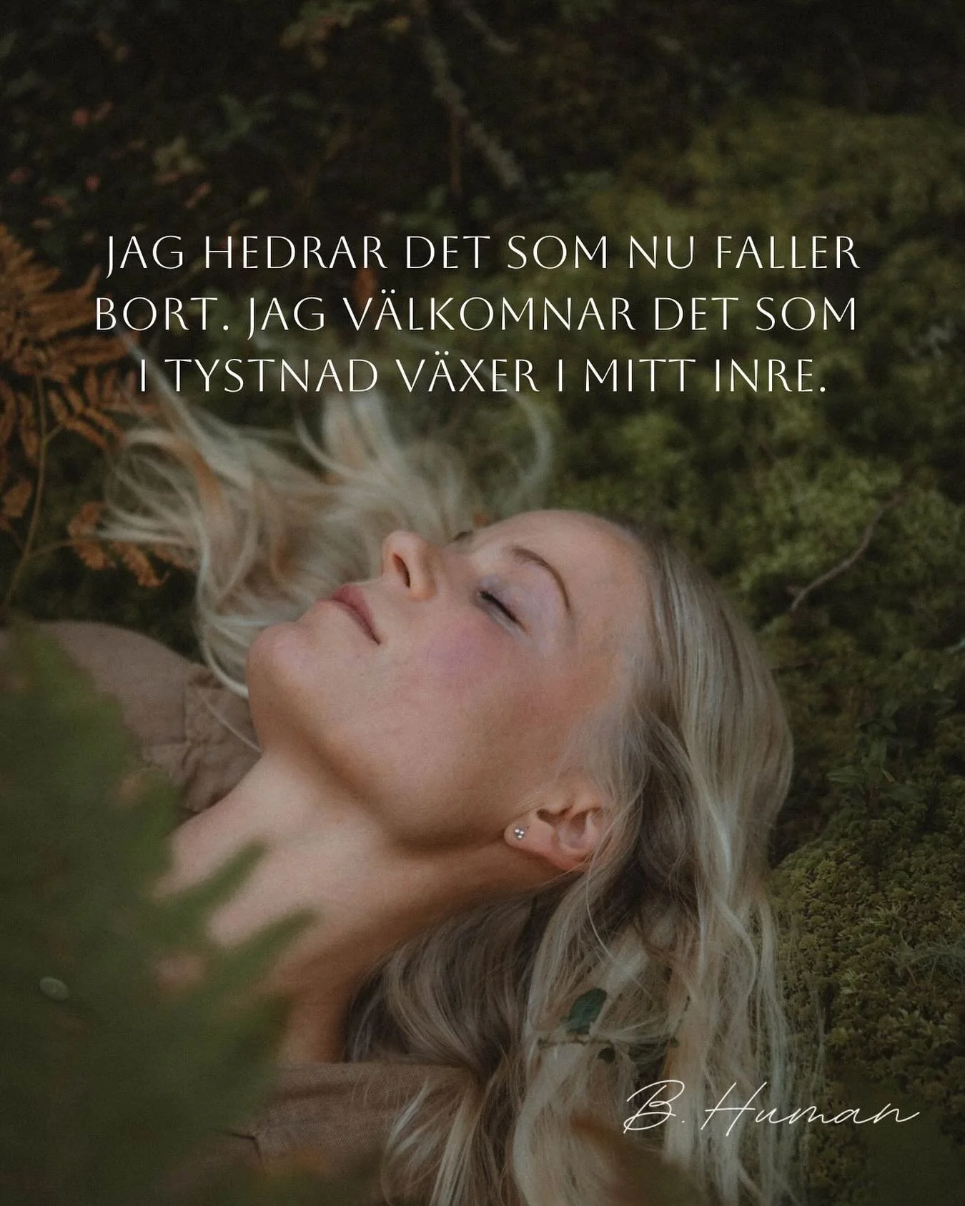 N&auml;r n&aring;got inom oss d&ouml;r, ett m&ouml;nster, en sanning eller en identitet, f&ouml;ljer en period av paus. 🍂

Ett rum mellan det vi en g&aring;ng var och det vi &auml;r p&aring; v&auml;g att bli. 

En stillhet som kan k&auml;nnas som d&
