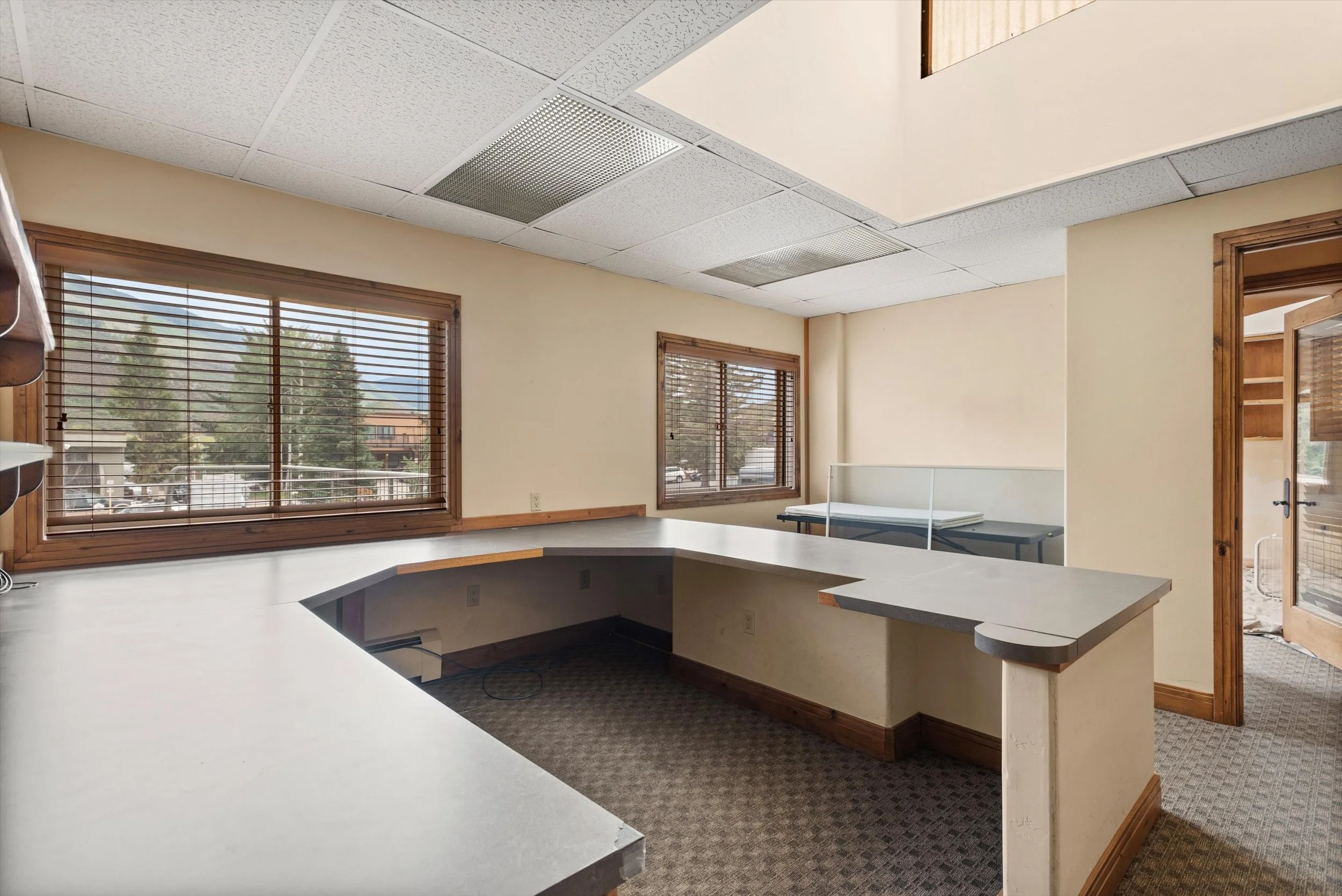 38-408AspenAirportBusinessCenter_07232026_038.jpg