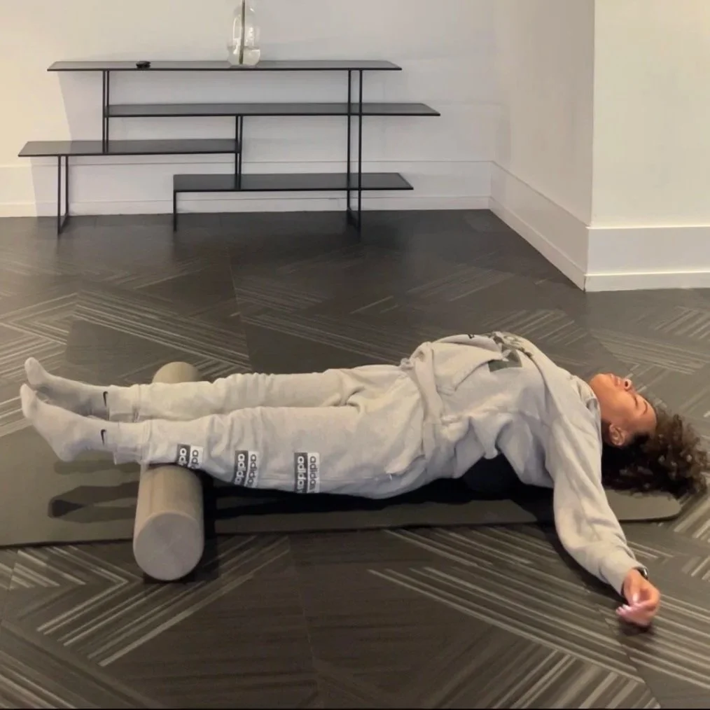 THE DIFFERENCE BETWEEN HEARING MY BODY AND LISTENING TO IT