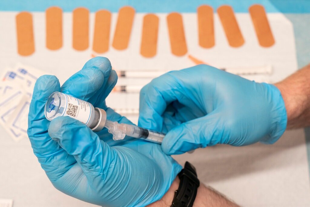 New York Must Offer Vaccine to All Prisoners Immediately, Judge Rules