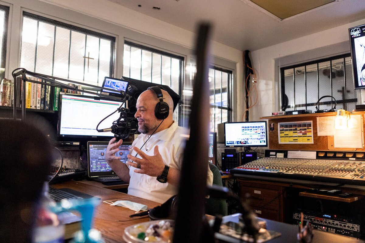 The Prisoner-Run Radio Station That’s Reaching Men on Death Row
