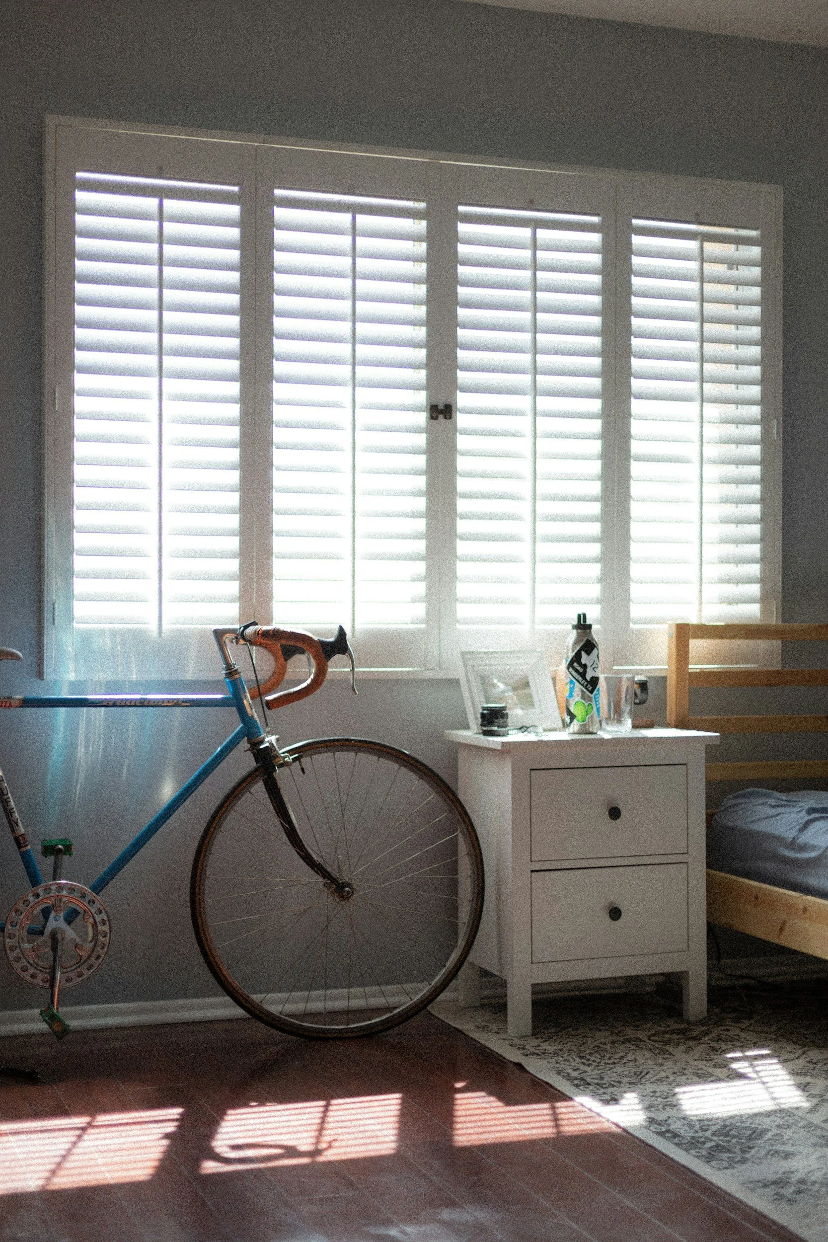 What Type of Blinds Are Best for a Bedroom?