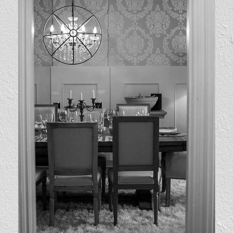 Private dinners are one of our favourite ways to curate an experience for you. We personalize the menu specifically to the tastes of you and your guests to ensure your event is memorable. 

We take care of the cooking and cleaning, so you can focus o