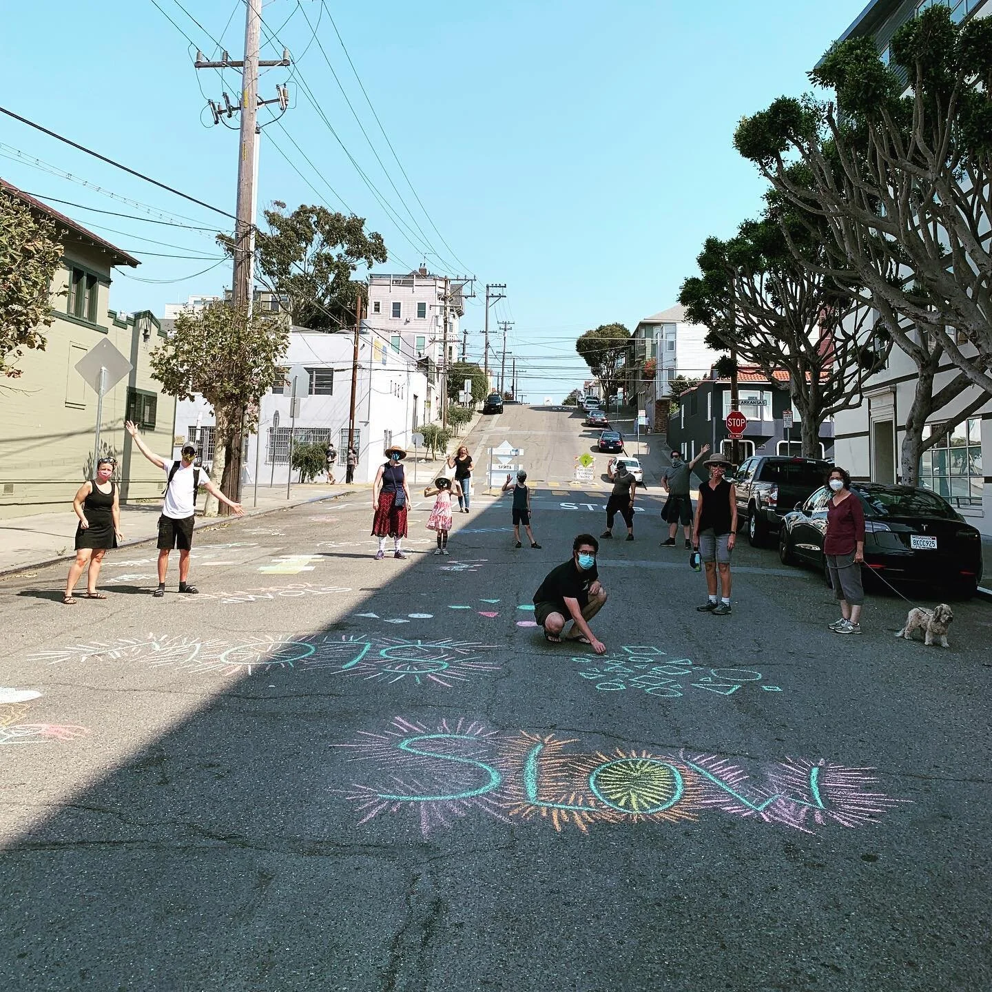 Slooooow Streeeets, Mariposa style.  Thanks to @masononmariposa for underwriting. Funday Sunday.  @fletcher_studio @lewald12 @umpquabank Should we get more chalk?