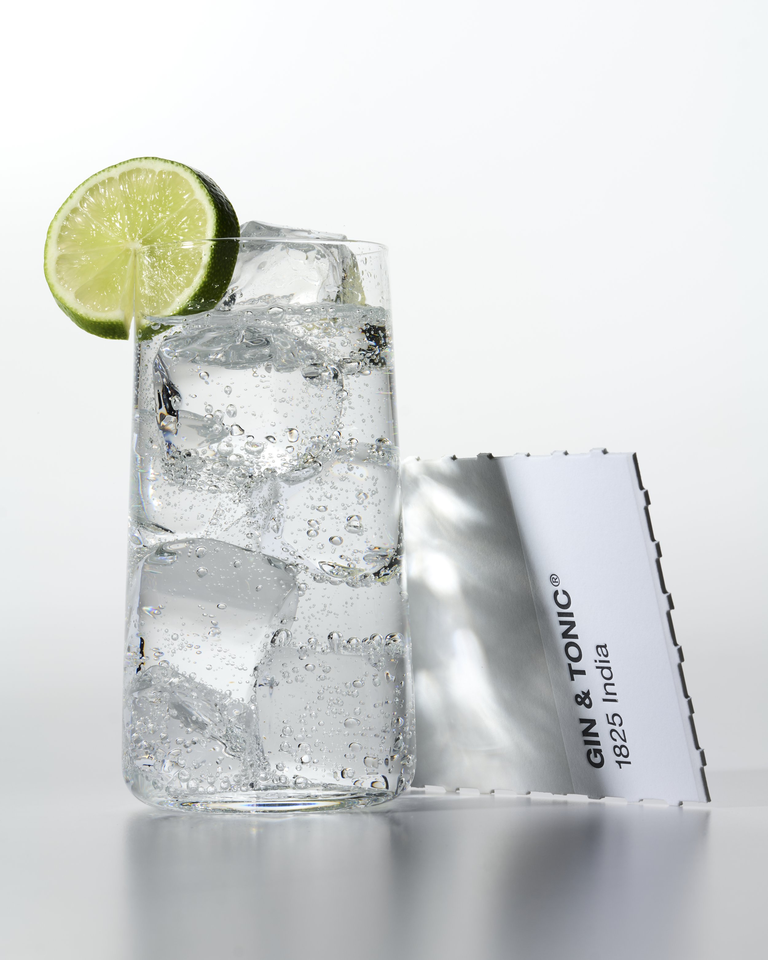 03_CC_Cocktail Coaster System_Gin and Tonic_0048.jpg