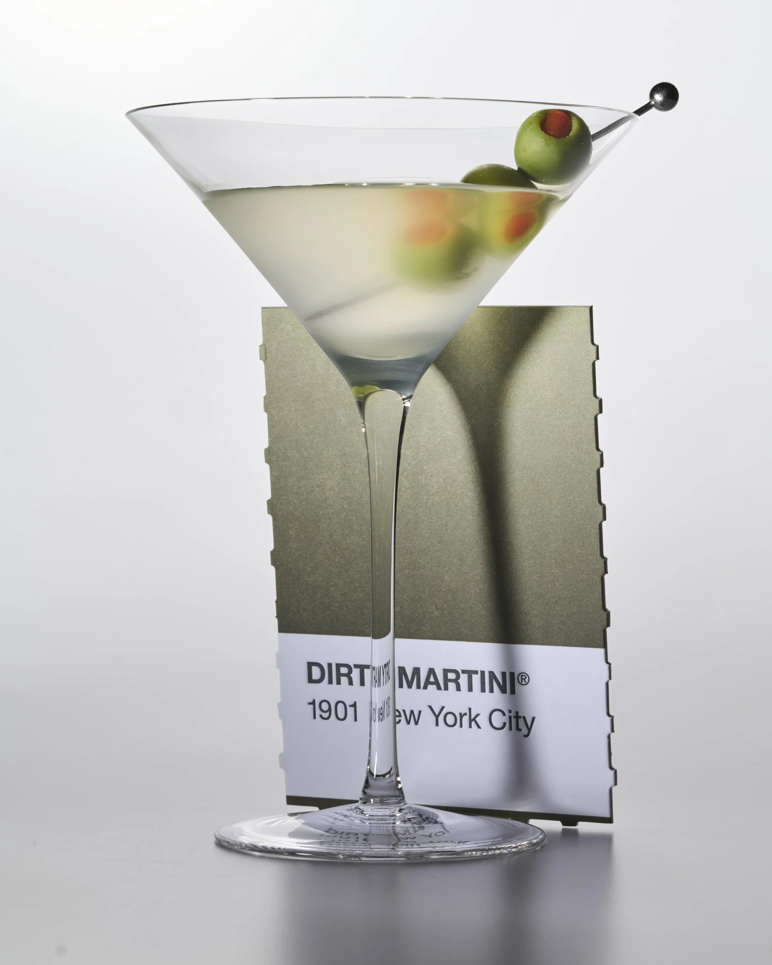 02_CC_Cocktail Coaster System_Dirty Martini_0025.jpg