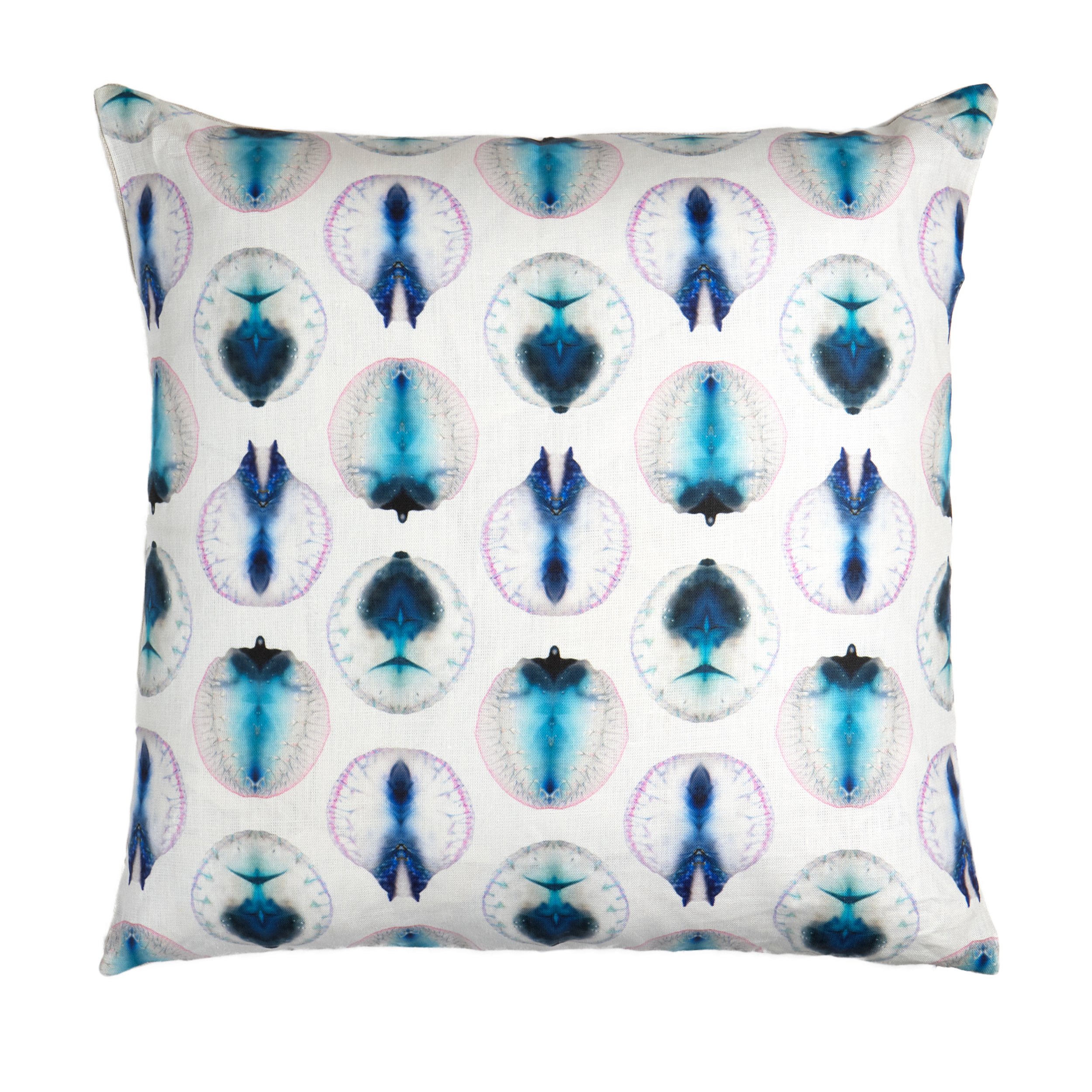 Manowar_white_Pillow.jpg