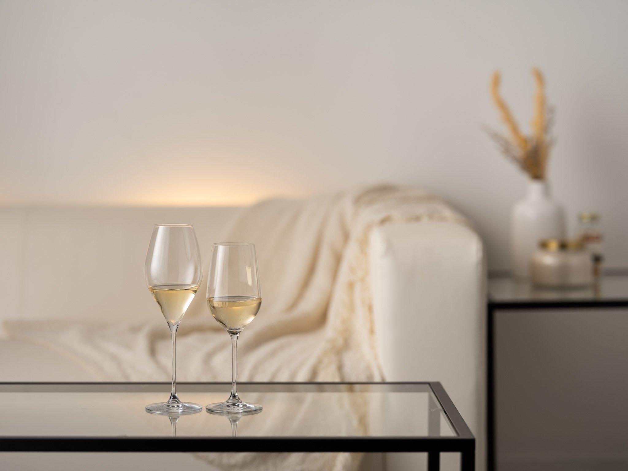 Verona vs. Vulcano Wine Glasses | Lead-Free Crystal Glassware