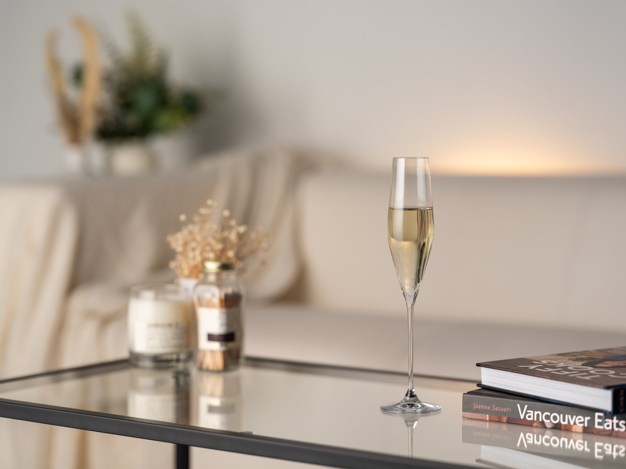 Verona Chaampagne - Lifestyle.jpg.jpg