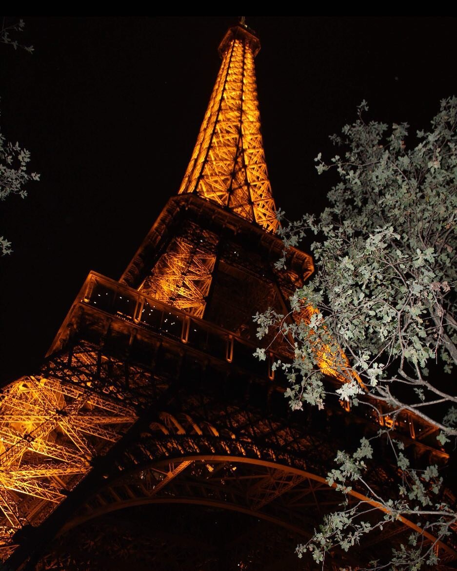 ~it must be real. love and the idea of it was not dramatized. love cannot be fictional. it simply must be real. because I feel it. when the sun touches the ground, I feel it. and when I think of you... ~ *Paris, October 2018*