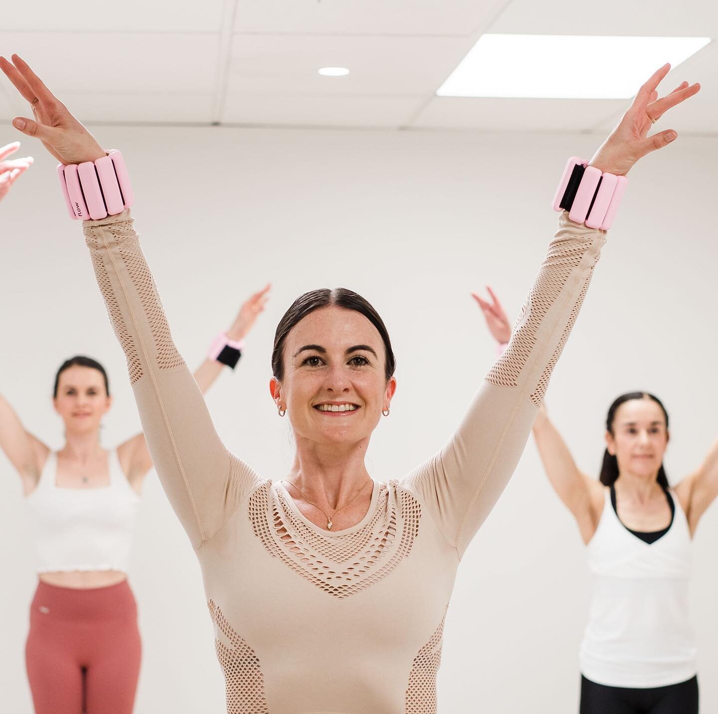 What is @boutiqueballetpilates Ballet Centred class?? 🩰

Our Ballet Centred class is a fun ballet-inspired fitness (cardio and toning) class to upbeat music. 

The class includes repetitive basic ballet steps, port de bras (arm movements), stretches