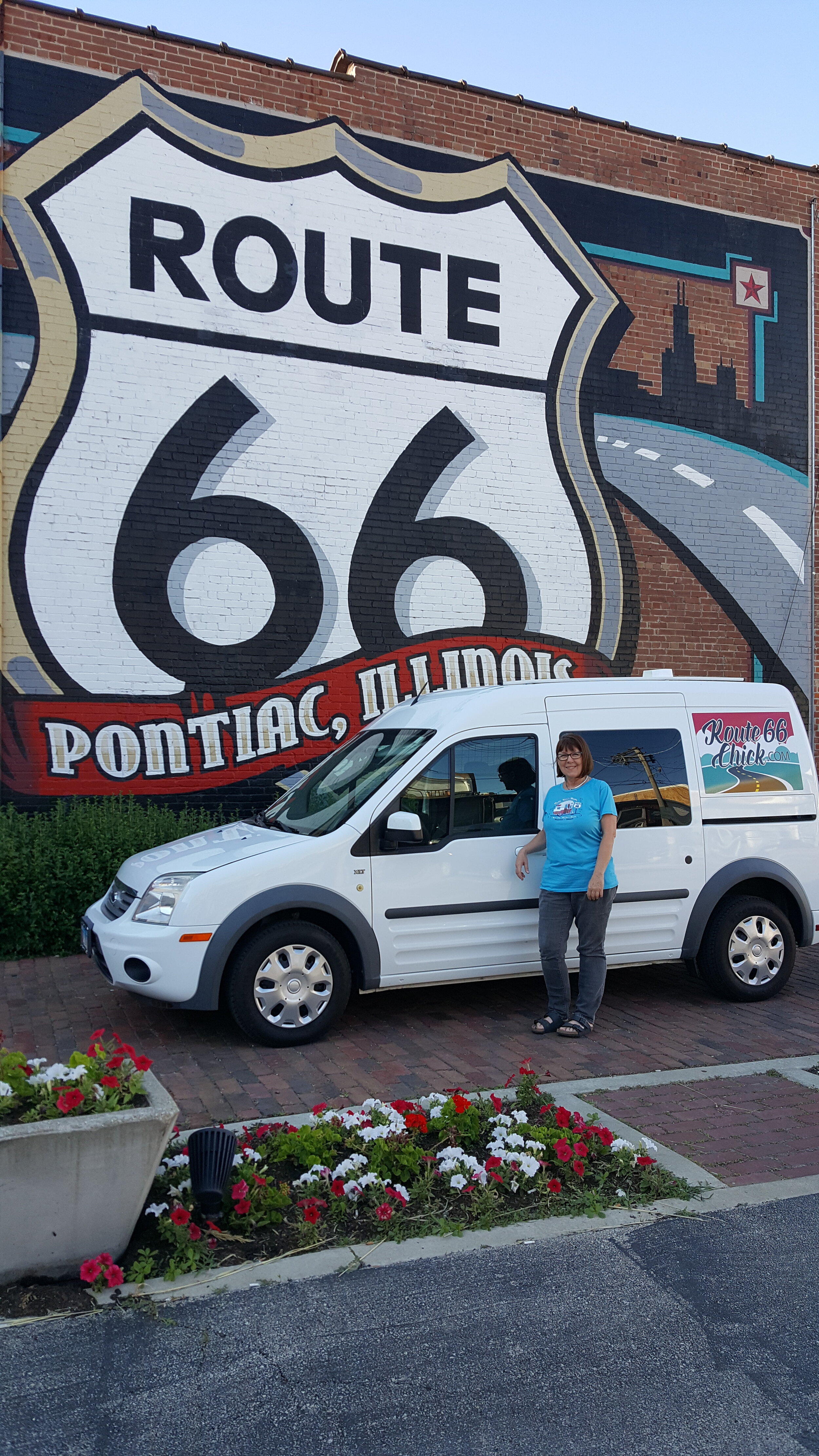 Van at Pontiac Mural June 7 2017.jpg