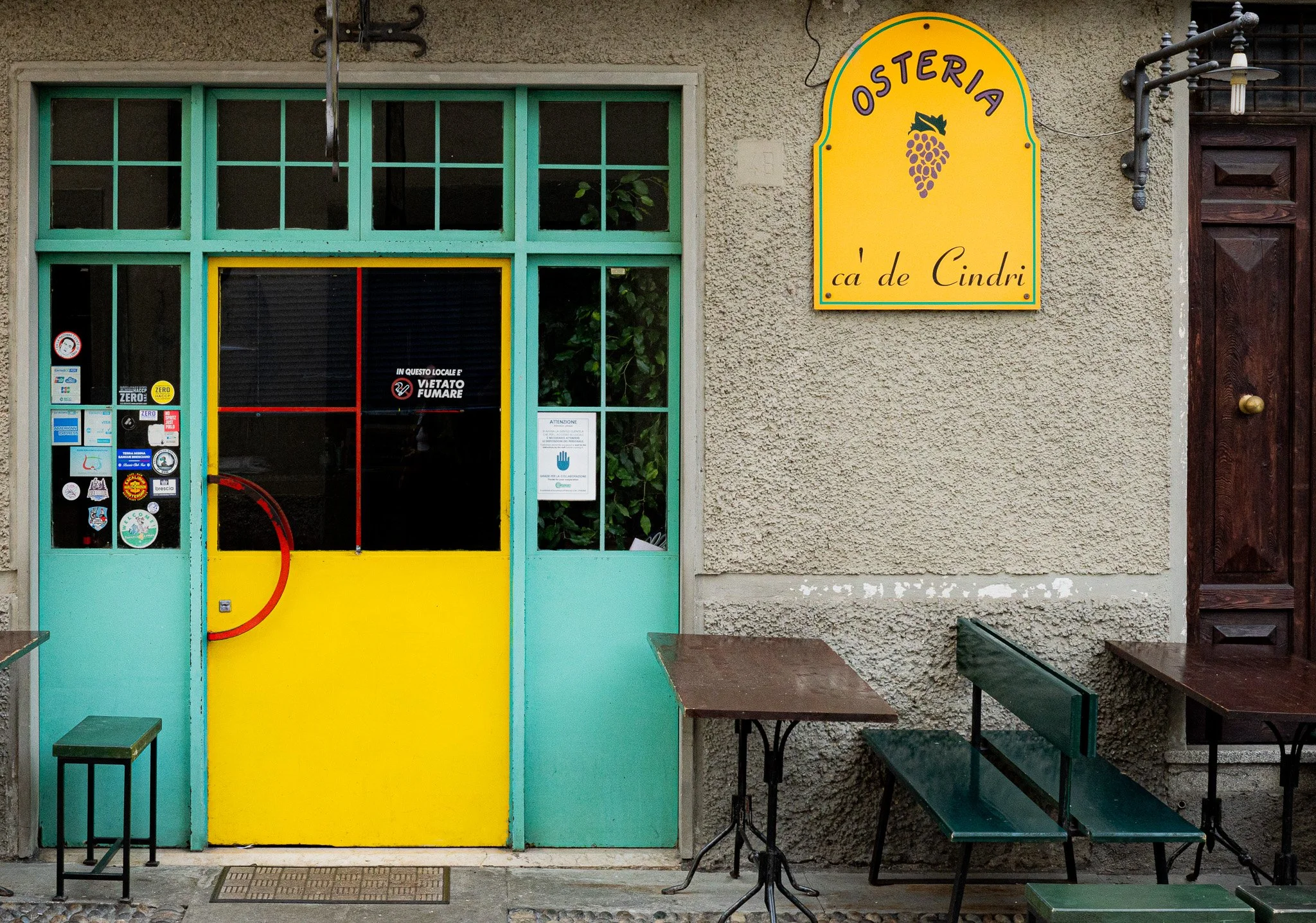 Yellowdoor.jpg