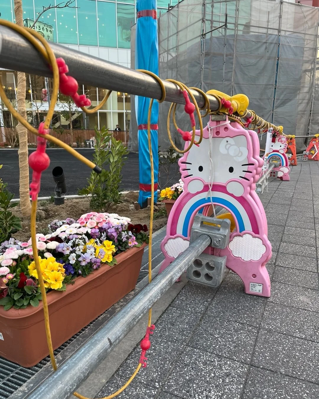 Cute road construction barriers in the countryside of Japan. #kawaii #cute #cutestudies