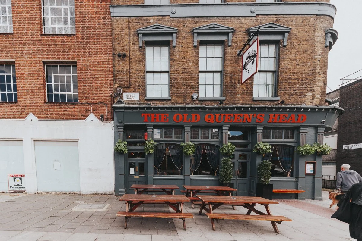 Image from Islington Town Hall photography of the iconic The Old Queens Head pub, Essex Road, Islington