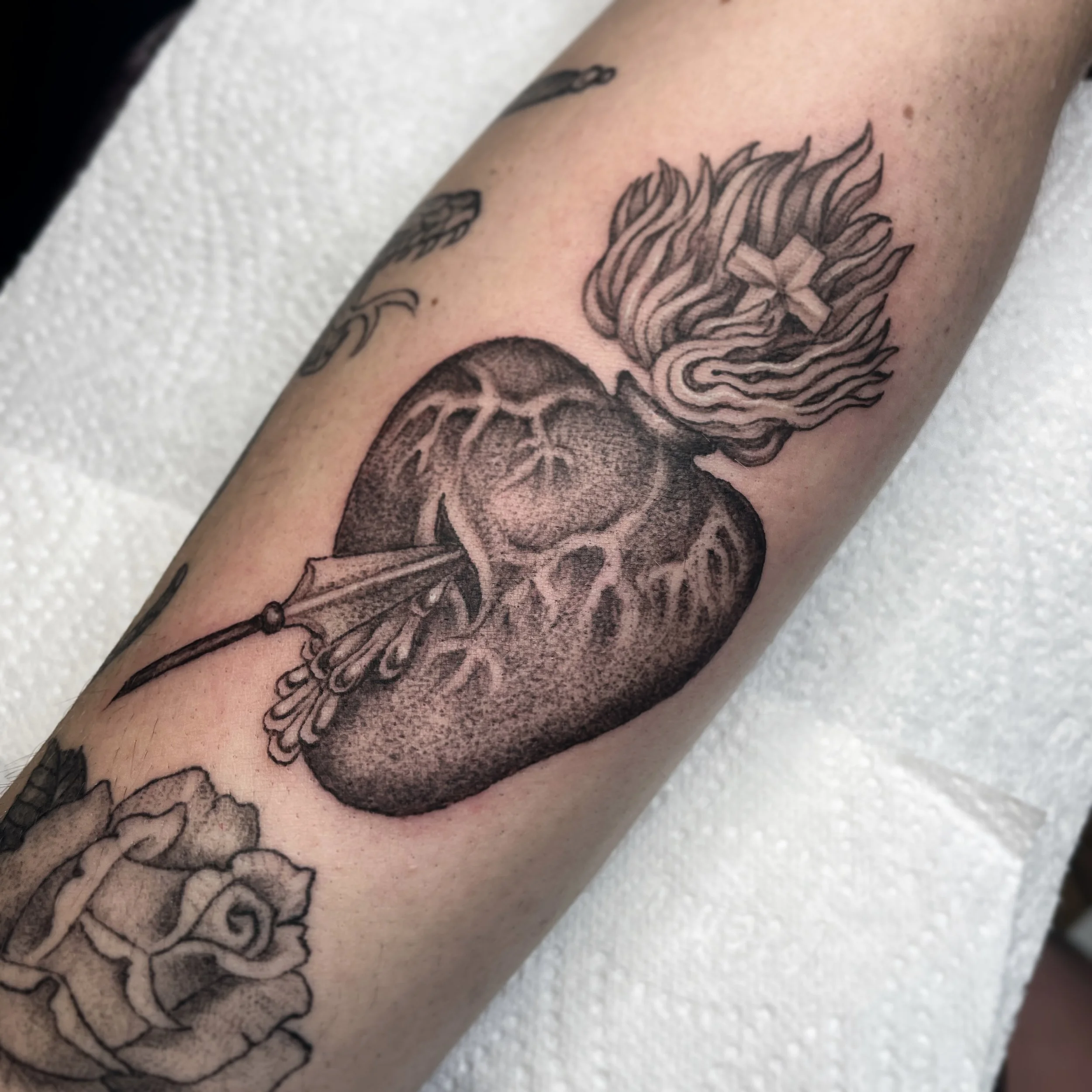 Fineline Black and Grey, Sacred Heart