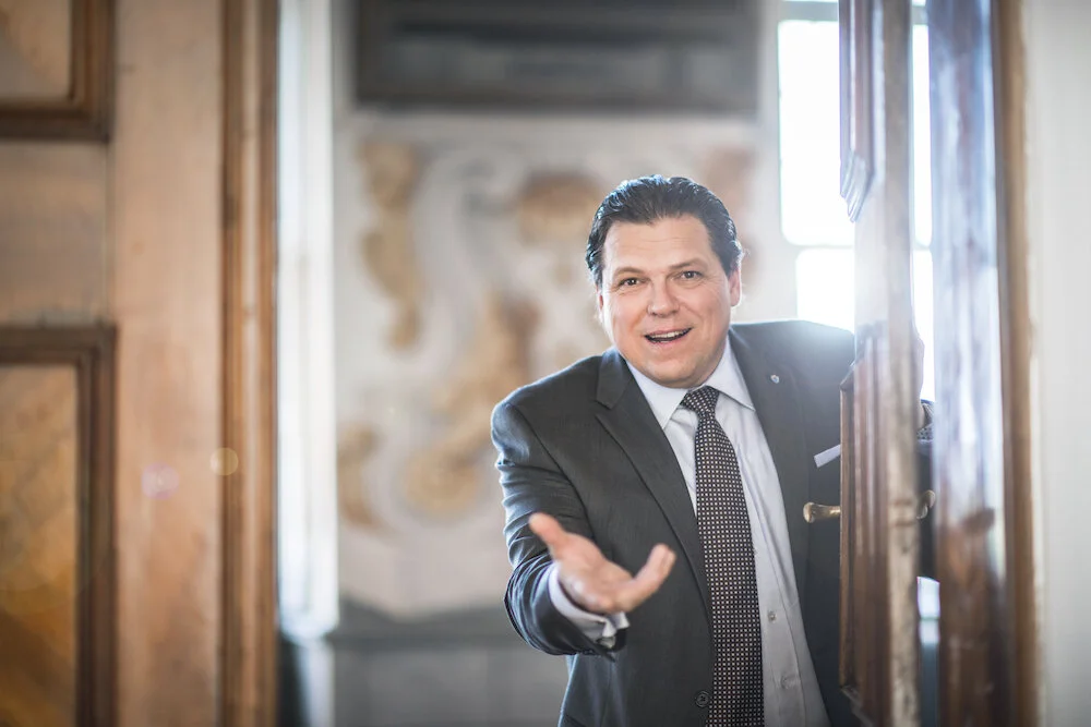 Michael Schade by Daniela Matejschek .jpg