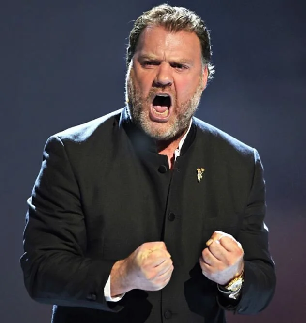 Bryn_Terfel_Momentum_Now.jpg