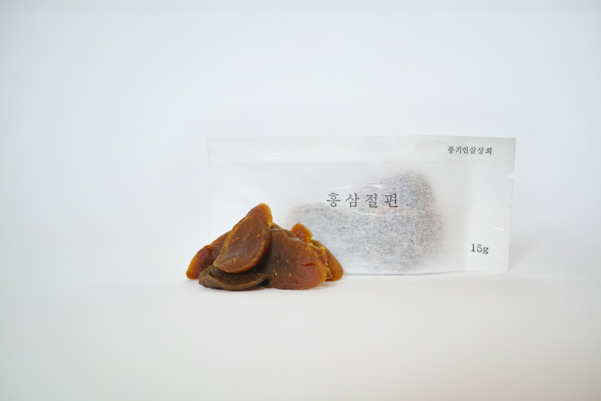 Honeyed Red Ginseng Slices 03.jpg