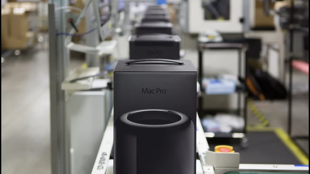 Joe-Marianek_Small-Stuff_TopAwards_Apple-MacPro.jpeg