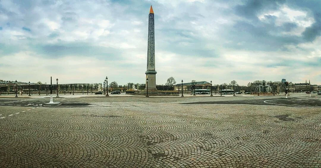 1 Day Later.
Last night President Macron announced a complete lockdown on the streets of Paris. This morning I cycled around the deserted city - narrowly avoiding the military police - to document the hauntingly beautiful desolation.
