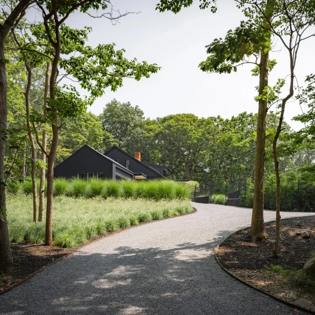 House Tour BD, Architecture