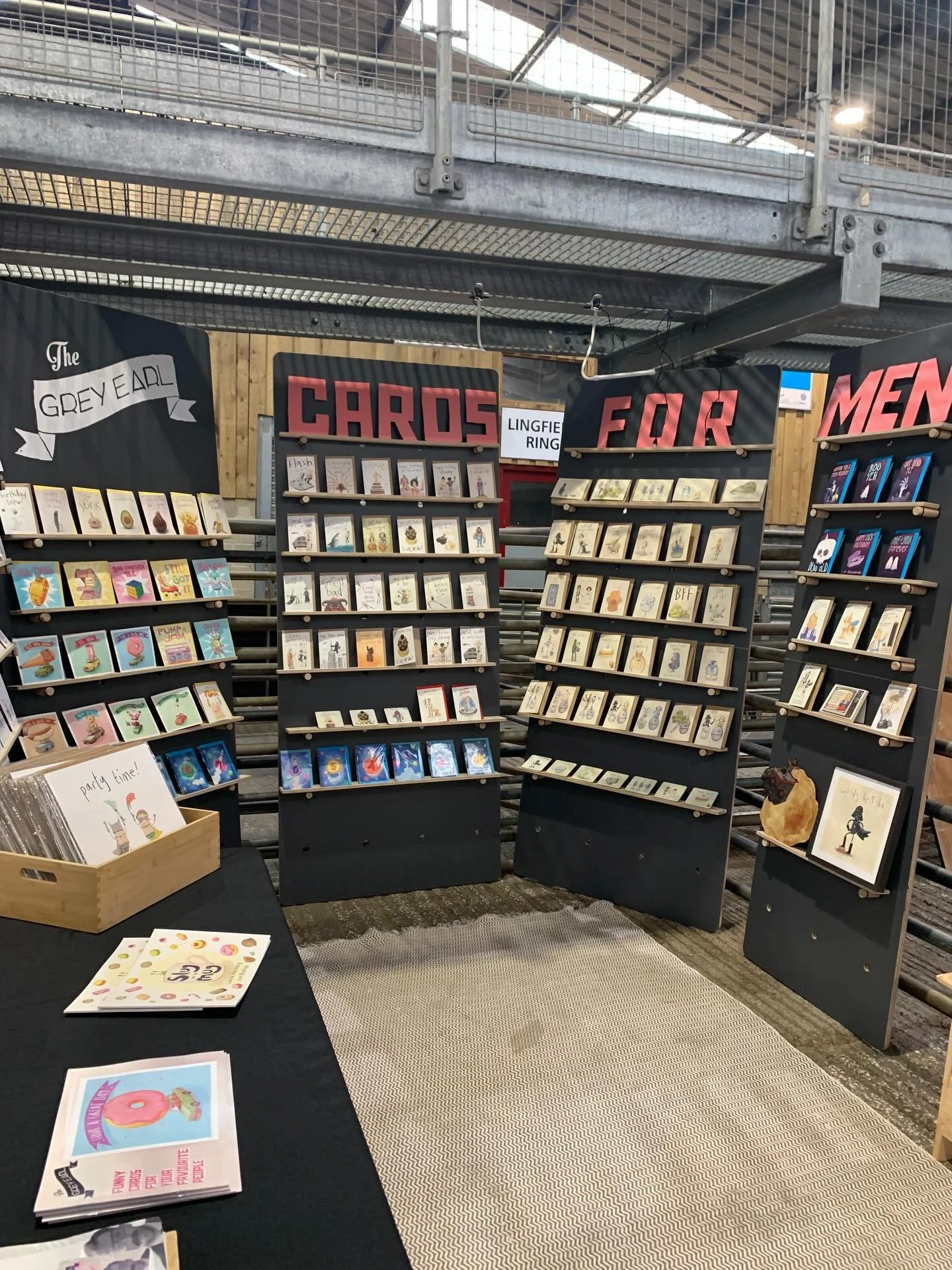 Friends, I&rsquo;m here on the set of Terminator 2: Judgement Day, having successfully fended off a T1000 and set up my trade show stand for @artisanmadeuk 

I&rsquo;m here all day on aisle 3, doing my thing&hellip; (whilst keeping an eye out for any