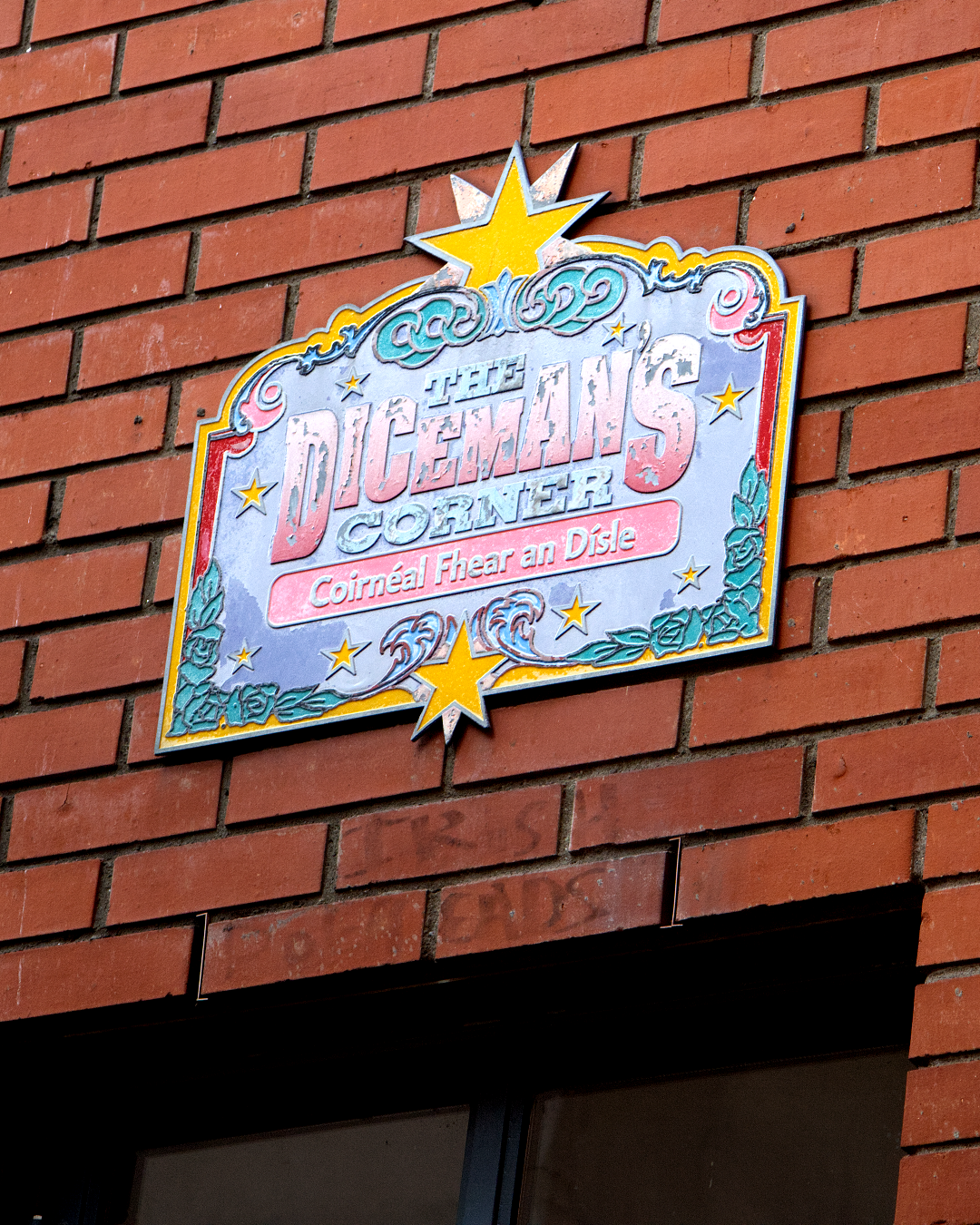 Diceman's Corner, Meeting House Square