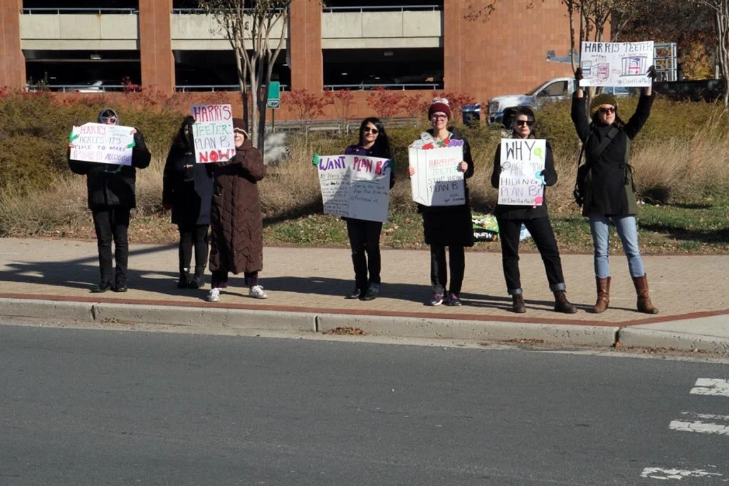 Harris-Teeter-signs-across-the-street.jpeg