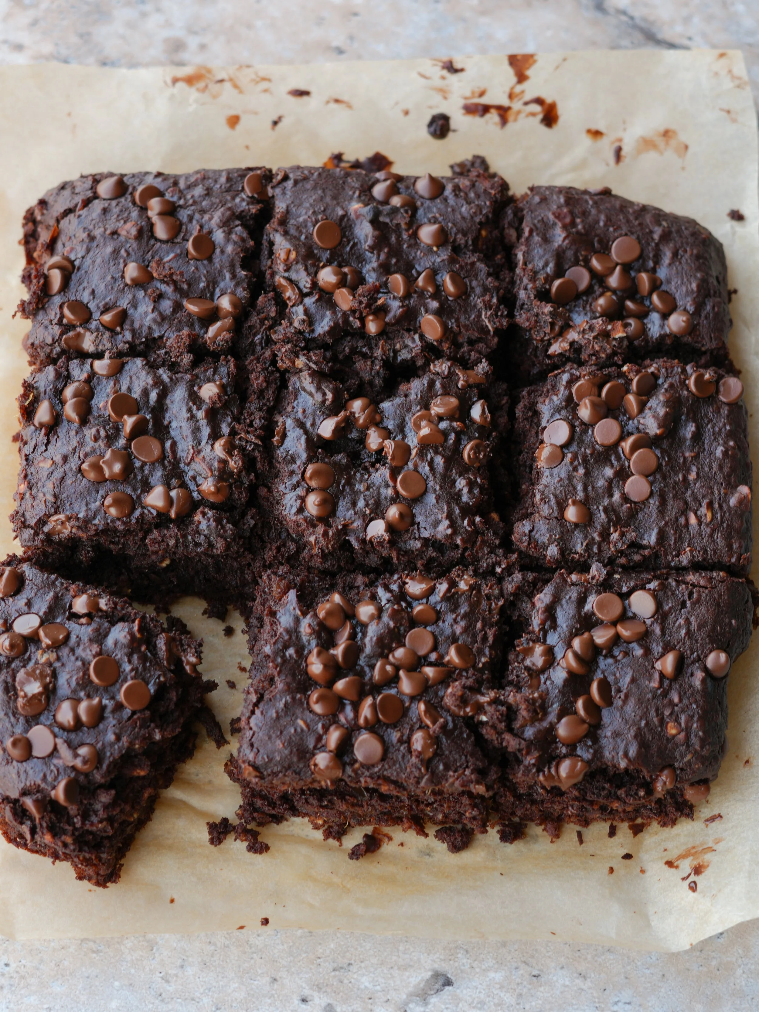 gluten, free, refined-sugar free nourishing date brownie recipe
