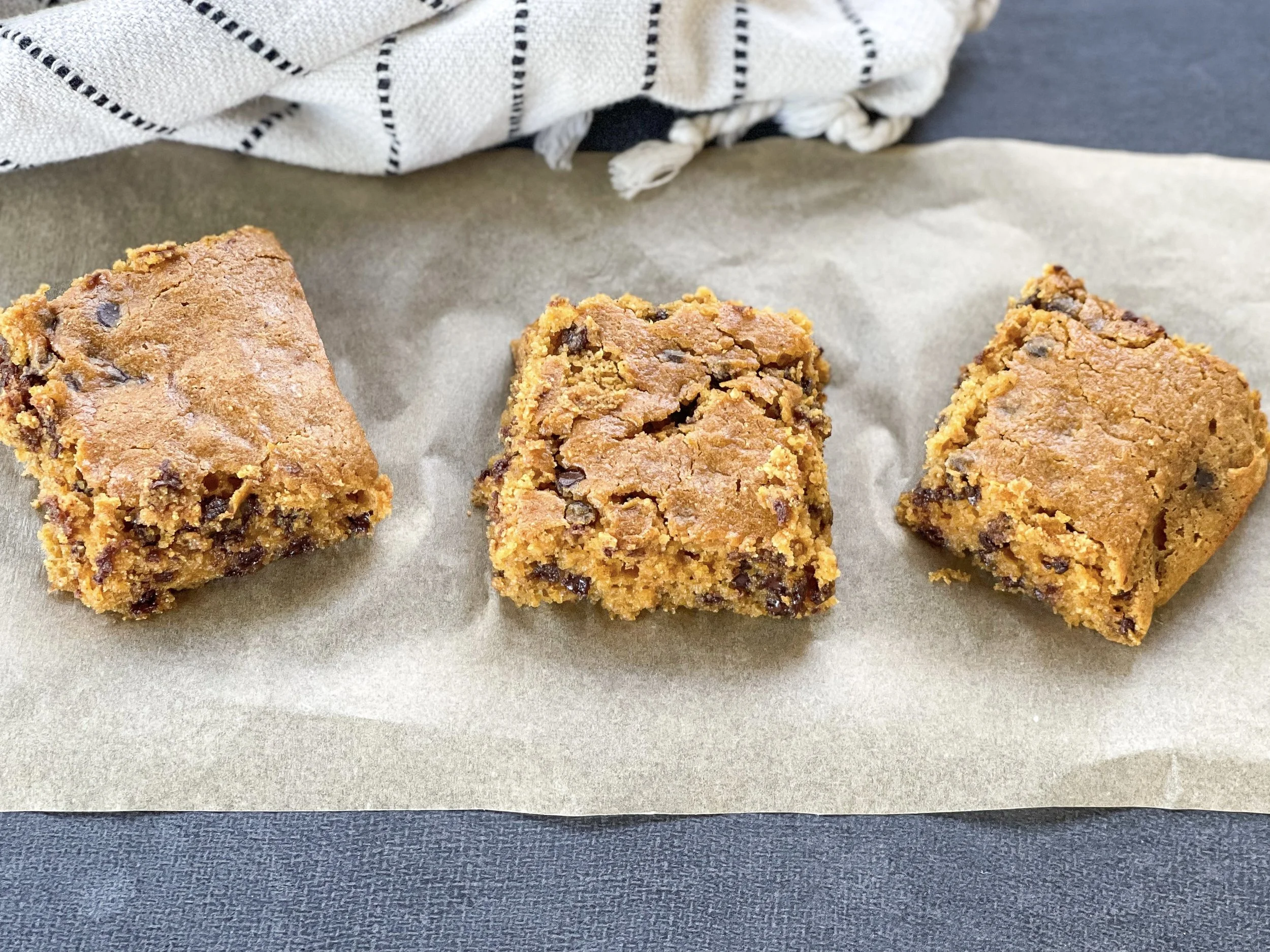 Fluffy Gluten-Free Pumpkin Bread Bars with Chocolate Chips
