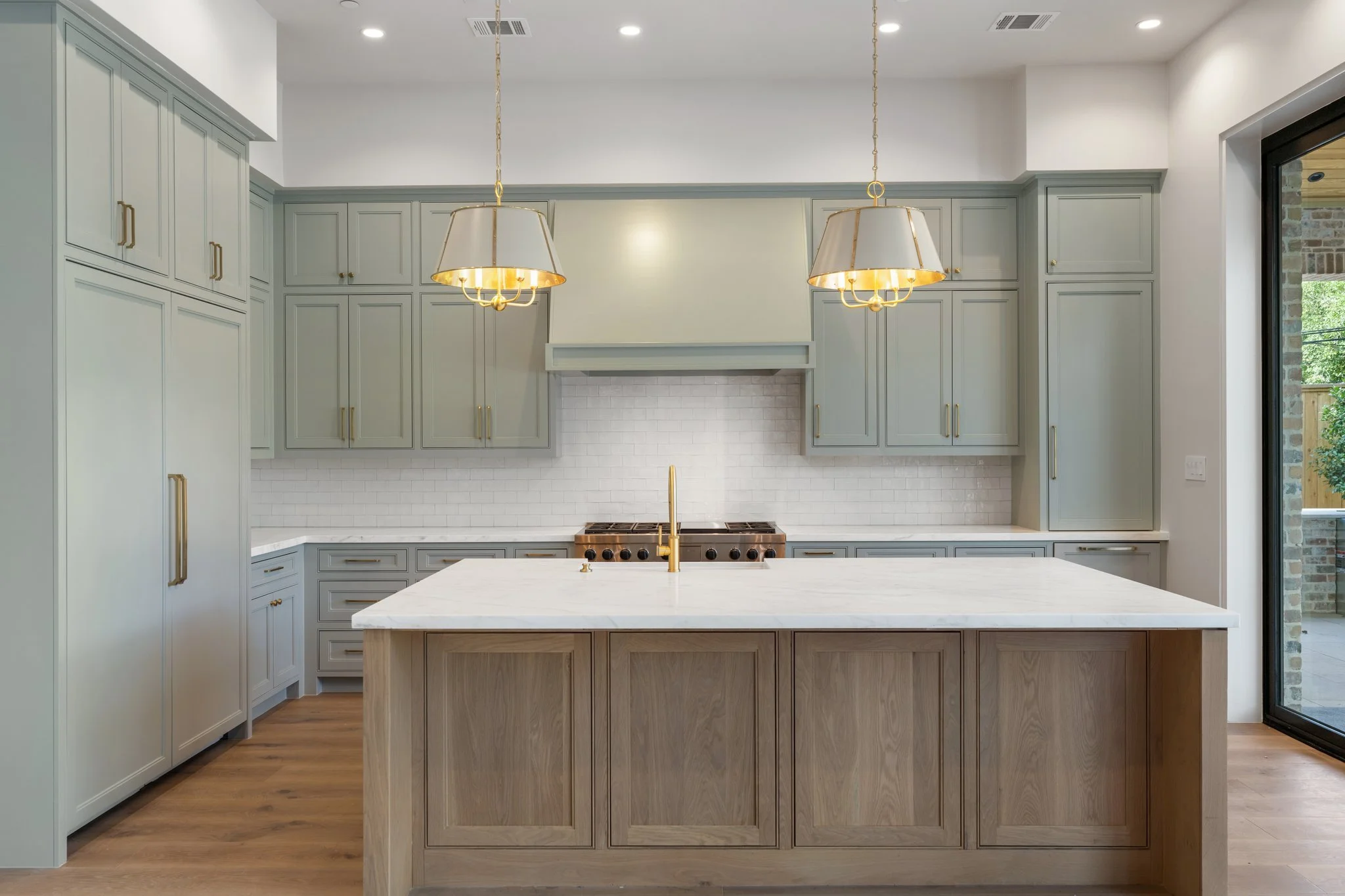 🚨🚨🚨New Construction Alert!🚨🚨🚨

Building on 2 new lots in Hunters Creek!

Take a look at the floor plans on our website and contact us to customize your new home.

#newconstructionhomes 
#customhomebuilder 
#luxuryhomes