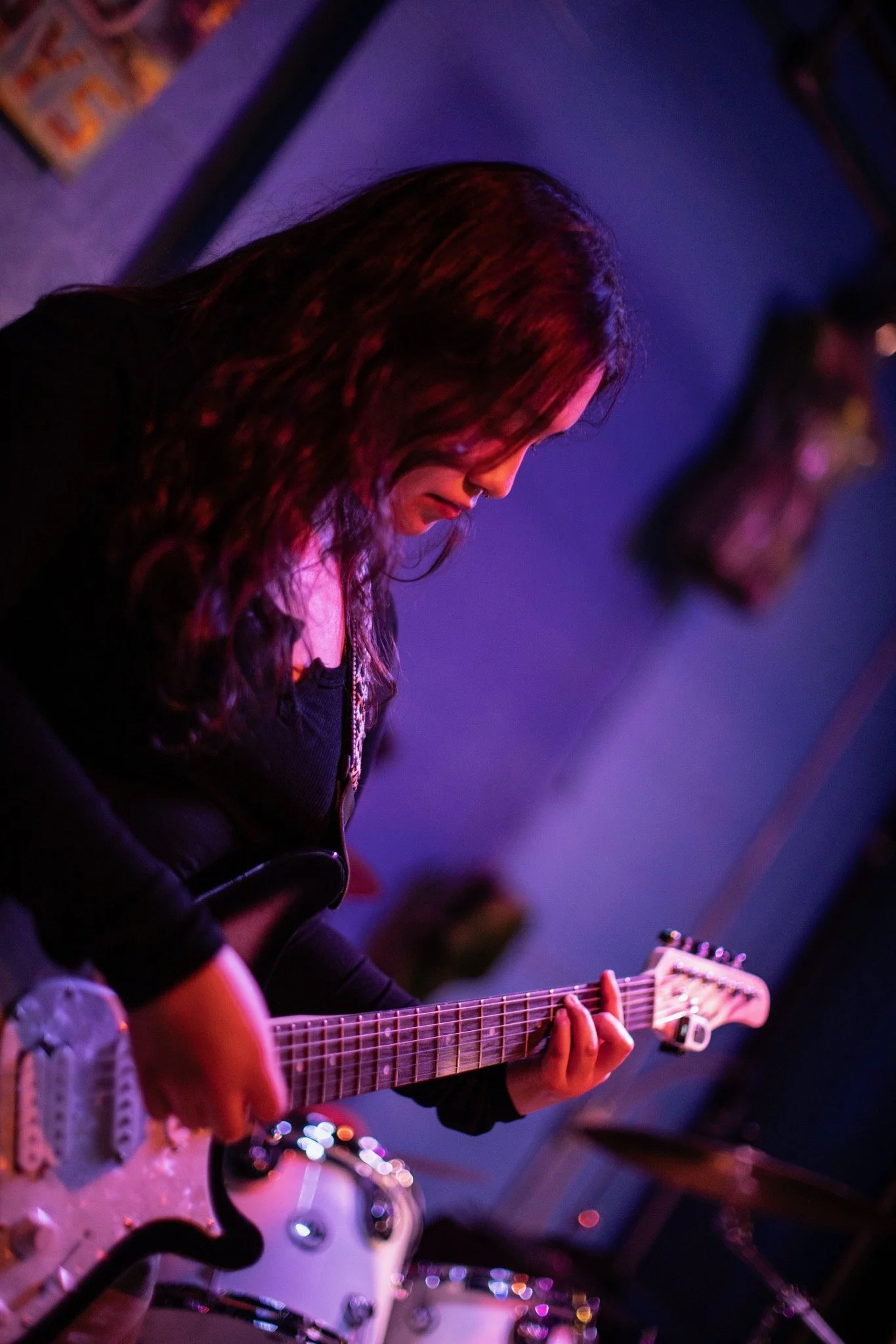 Piano and guitar instructor Alejandra at Music Lessons 1on1