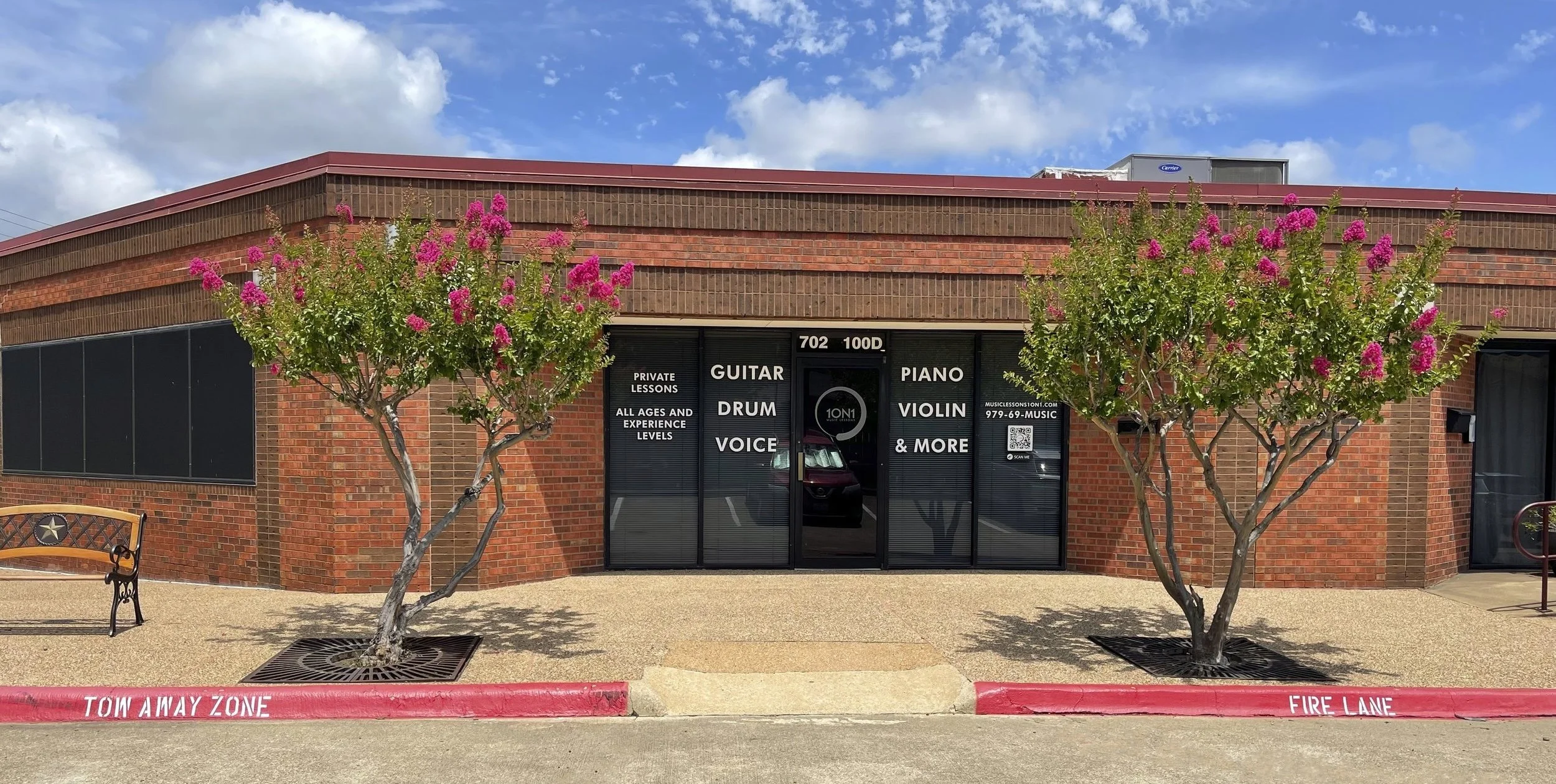 Music Lessons 1on1 studio located in College Station, TX