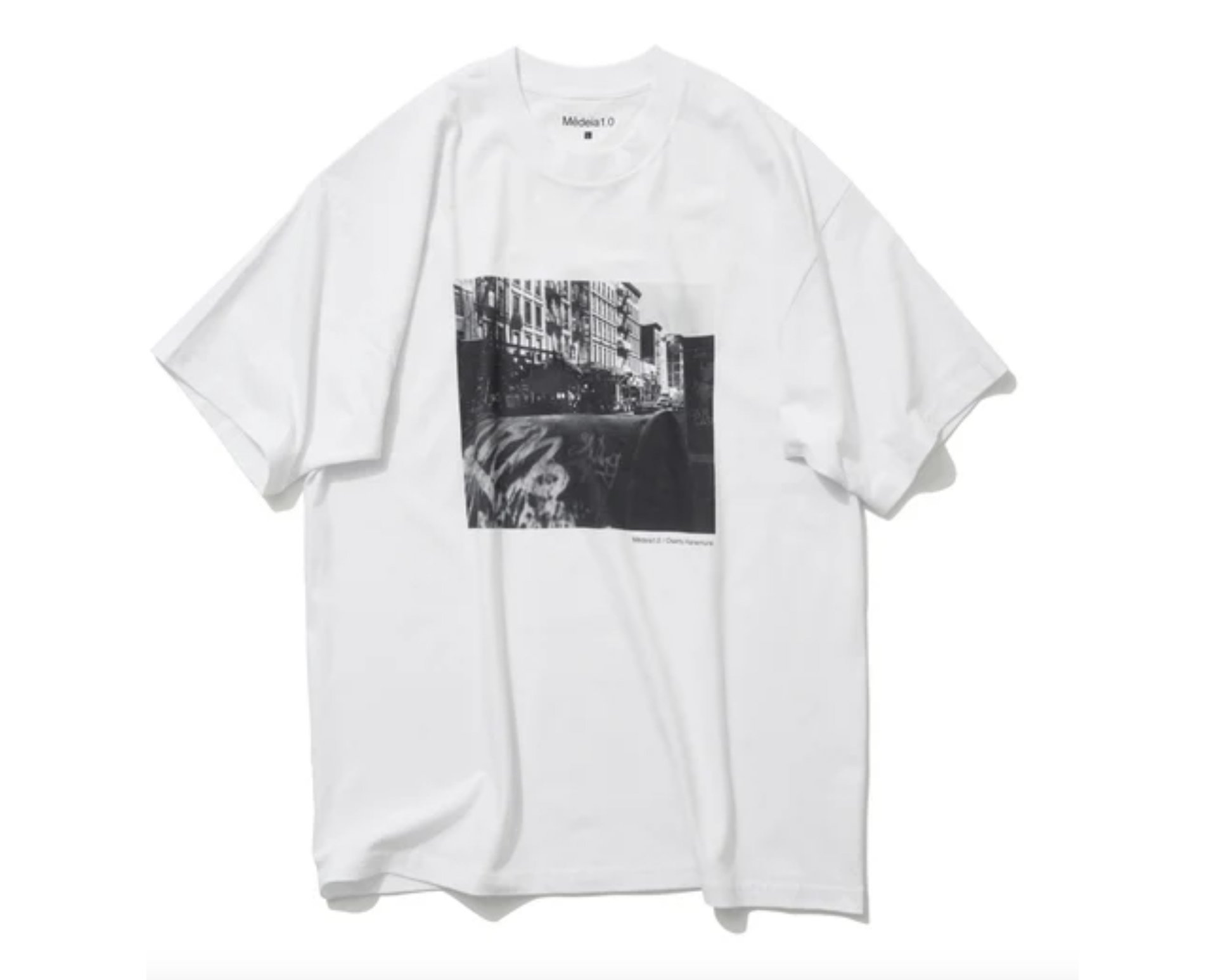 Oasamu_white_01.jpg