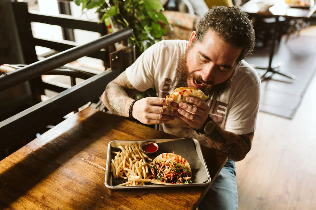 The Bitter Alibi Chattanooga Dive Bar & Restaurant