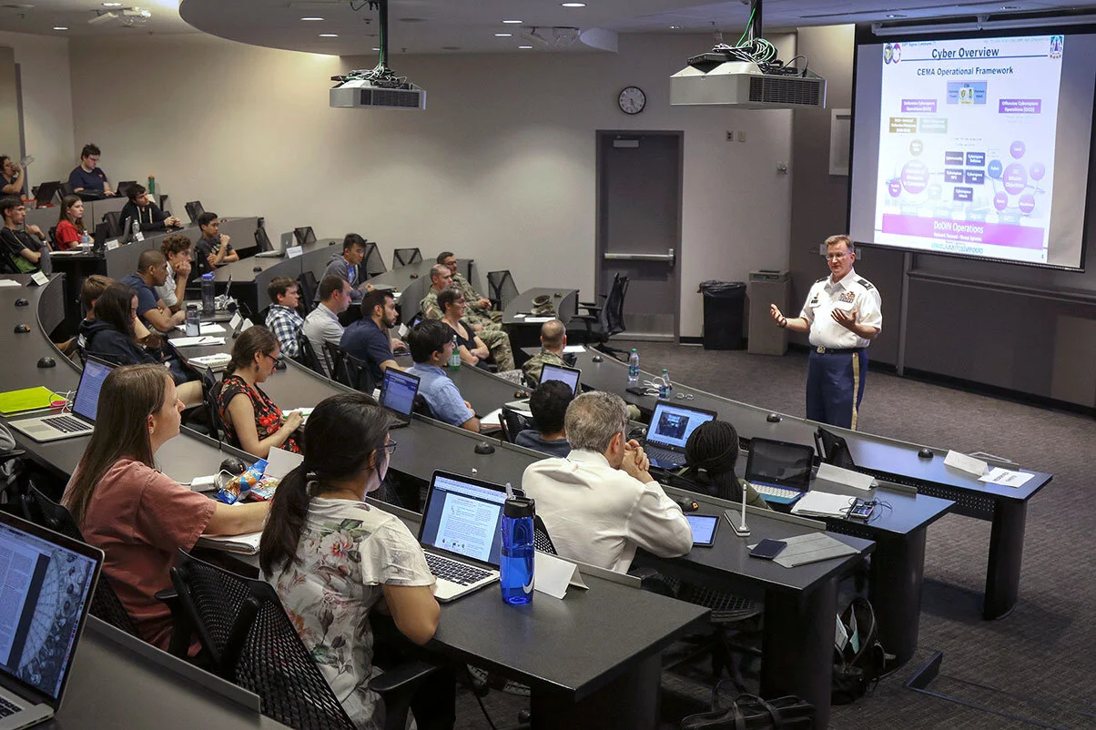 Hacking for Defense class session