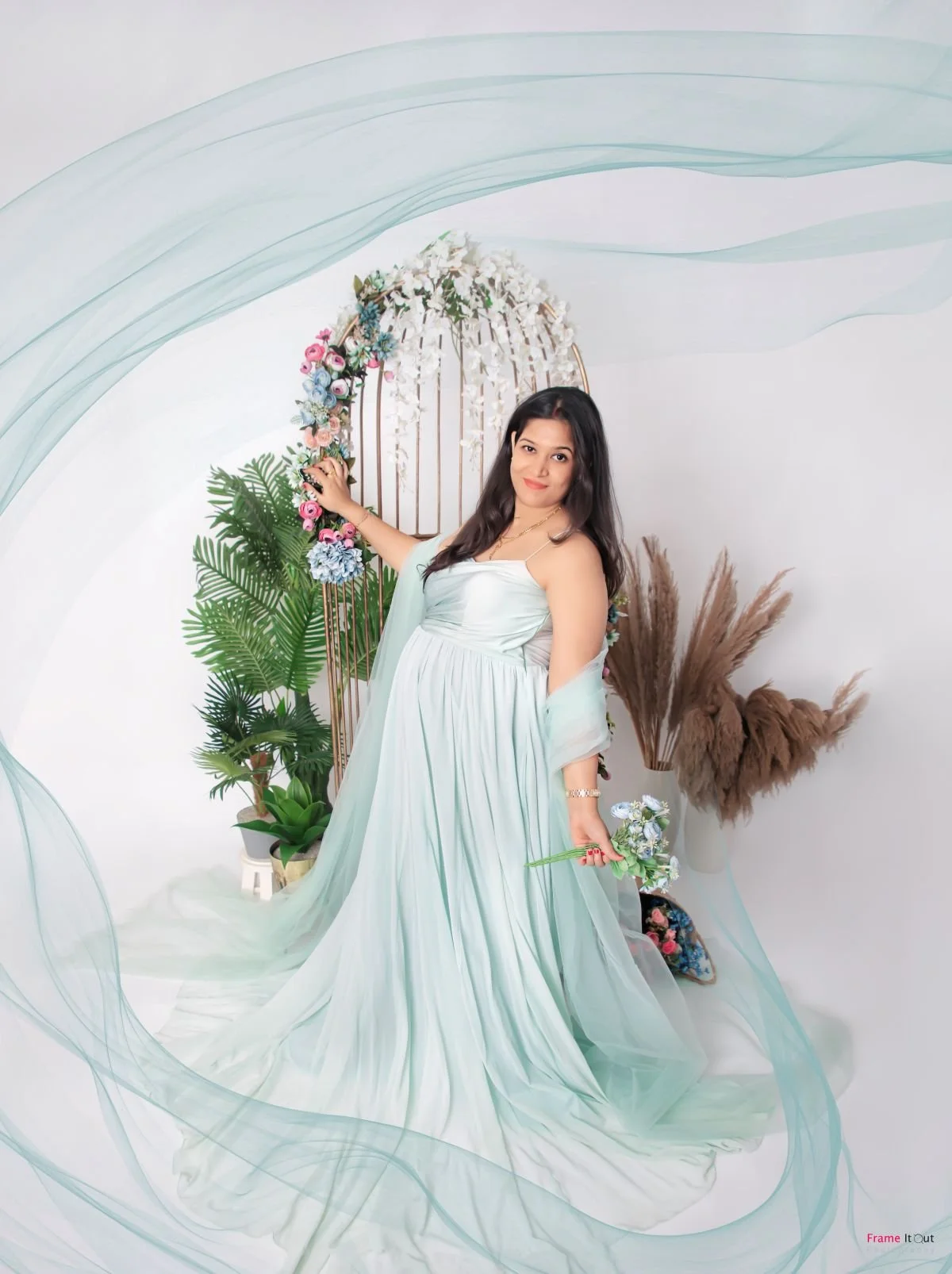 Soft-lit maternity portrait in Noida studio – premium photography