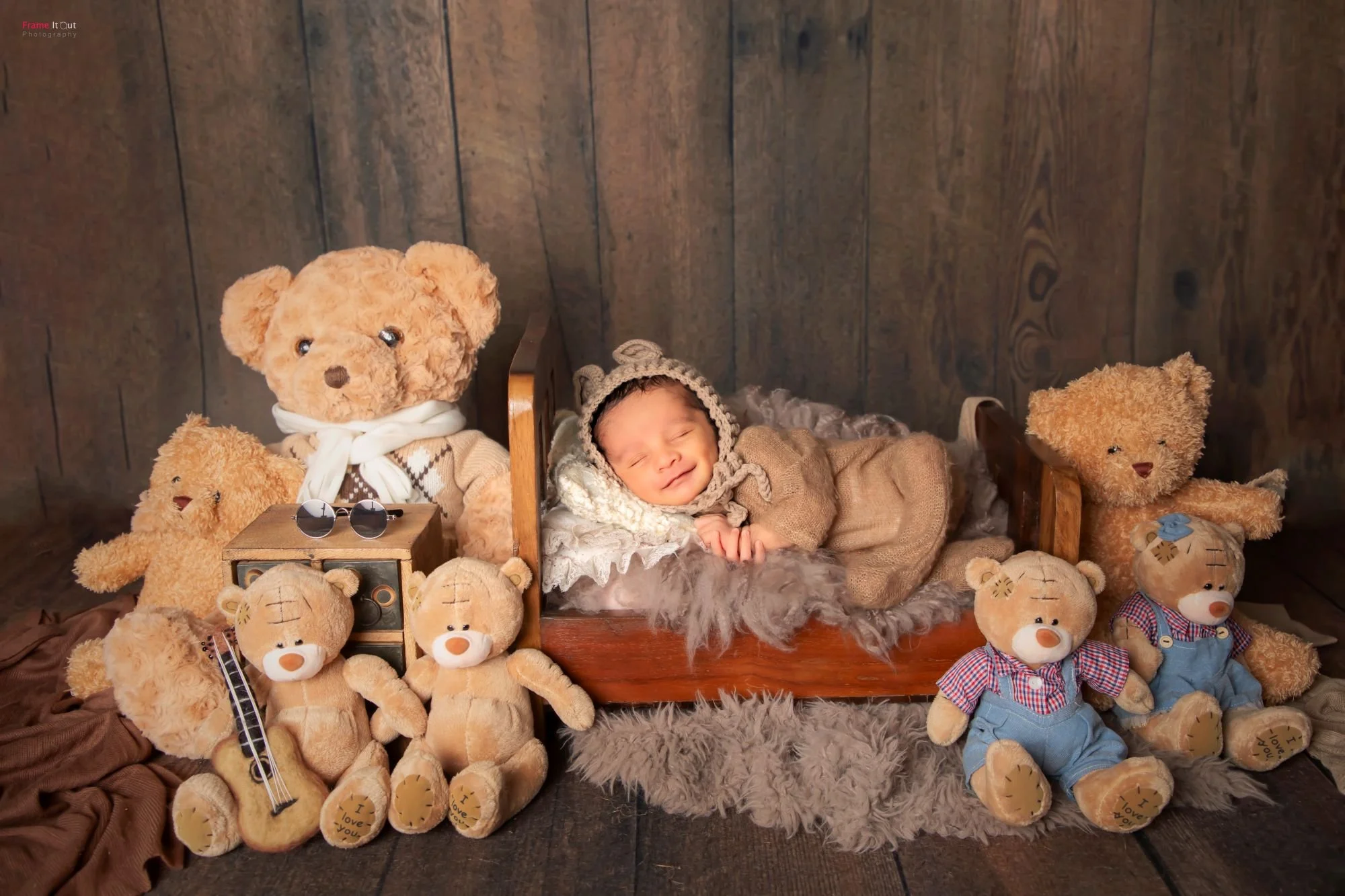 Calm and timeless newborn baby photography in Faridabad and Delhi NCR