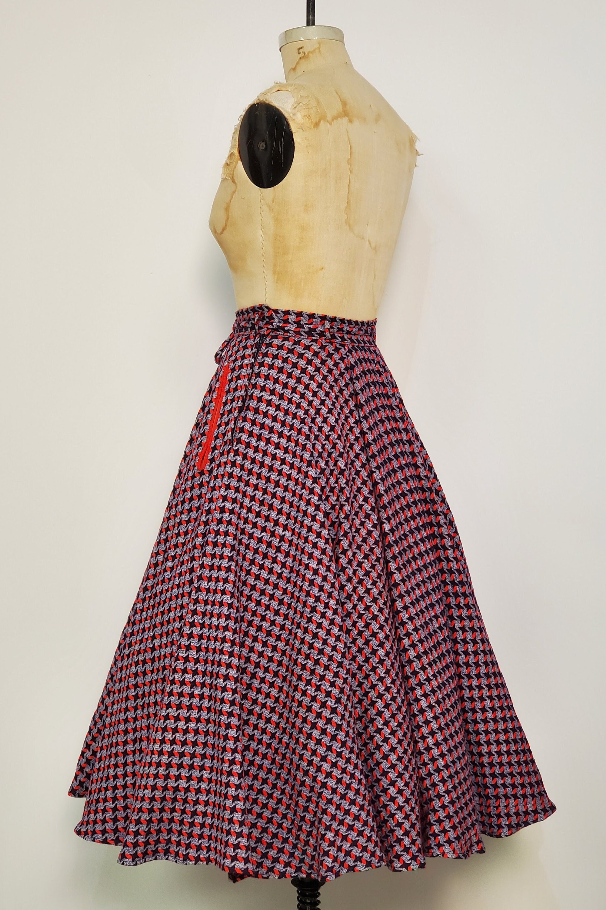 https://i.etsystatic.com/22704871/r/il/32502d/3513028787/il_fullxfull.3513028787_r040.jpg