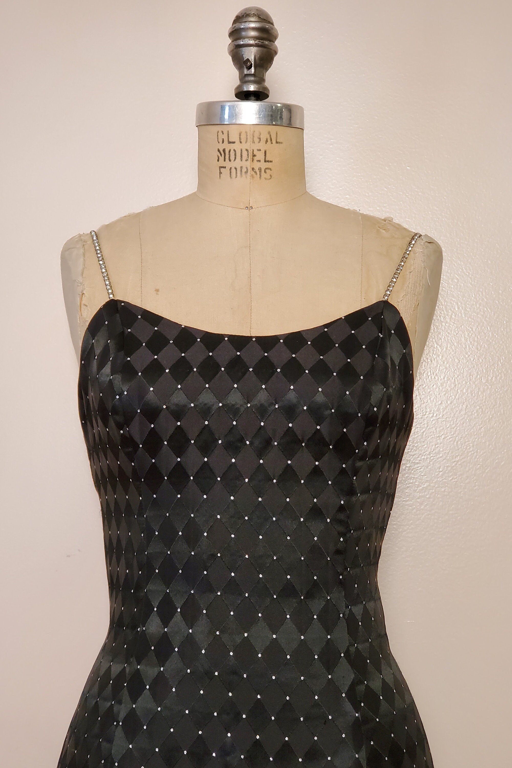 https://i.etsystatic.com/22704871/r/il/fb1c5e/5431123664/il_fullxfull.5431123664_1aai.jpg