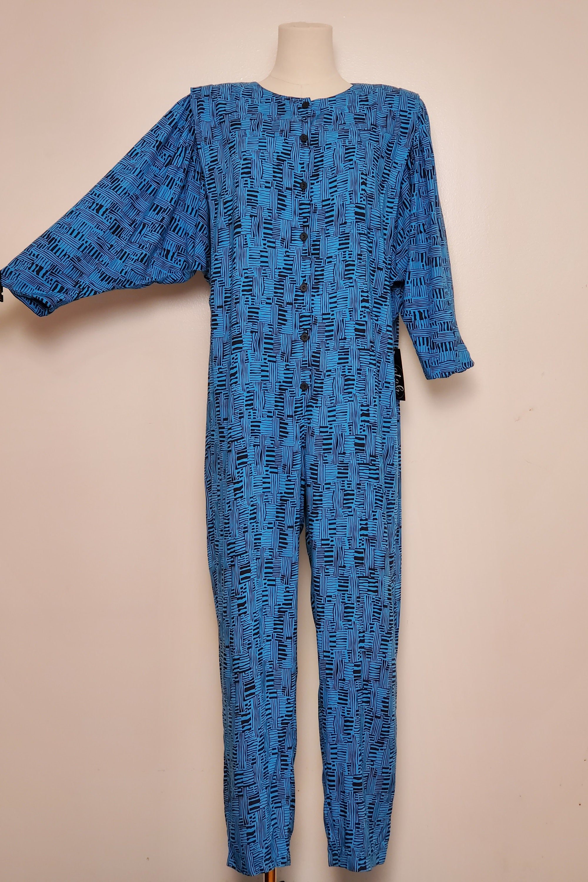 https://i.etsystatic.com/22704871/r/il/9dcf4e/5895722315/il_fullxfull.5895722315_sqxr.jpg